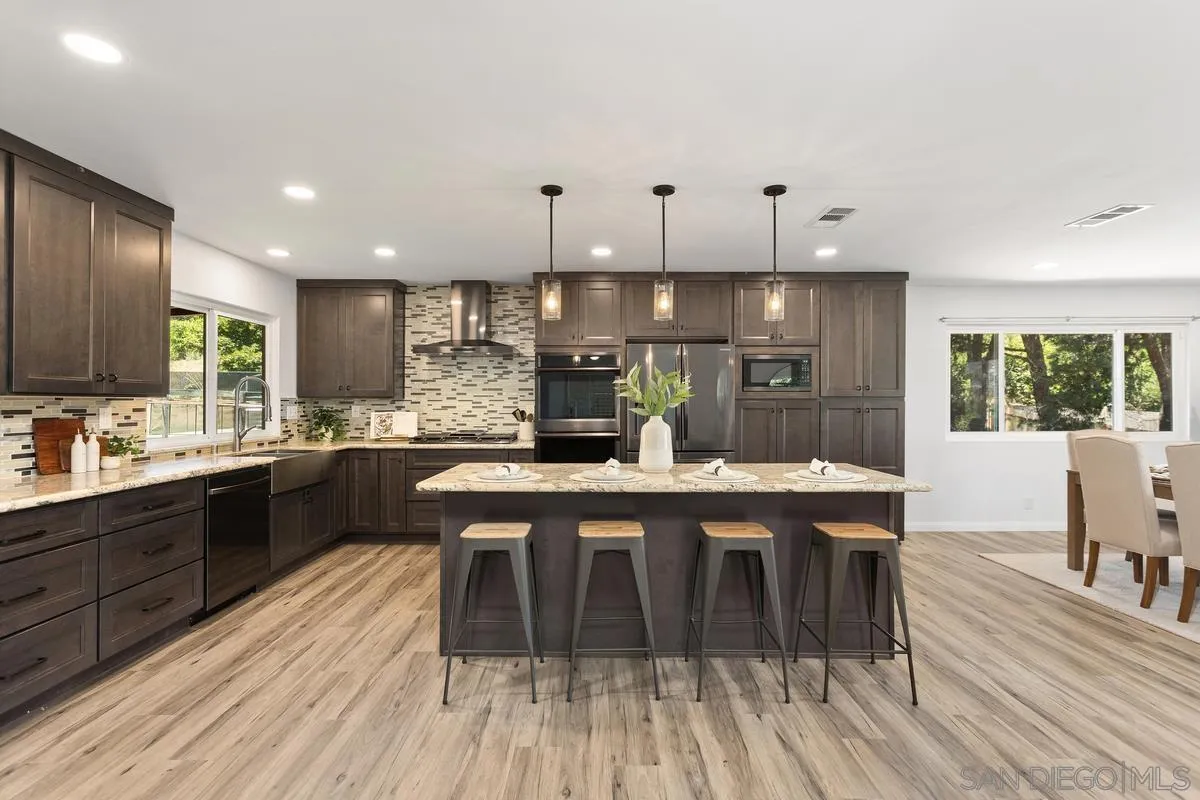14210 Tierra Bonita Road, Poway
