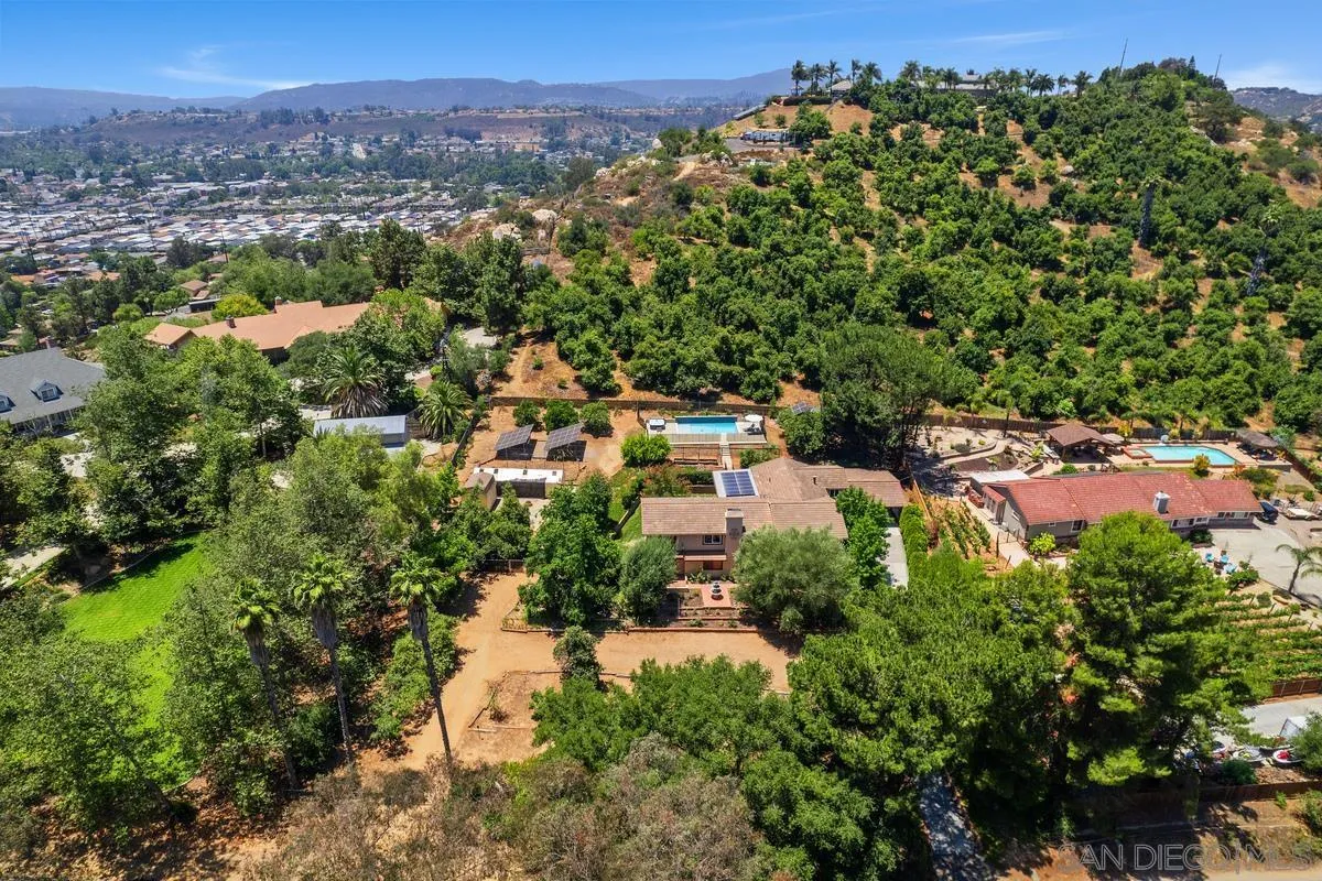 14210 Tierra Bonita Road, Poway