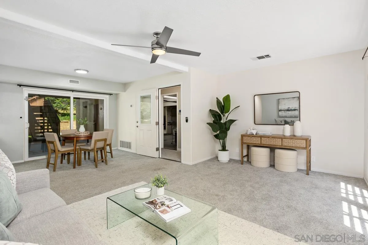 14210 Tierra Bonita Road, Poway