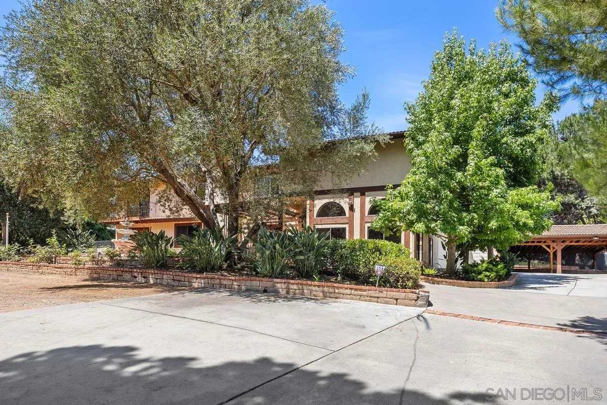 14210 Tierra Bonita Road, Poway