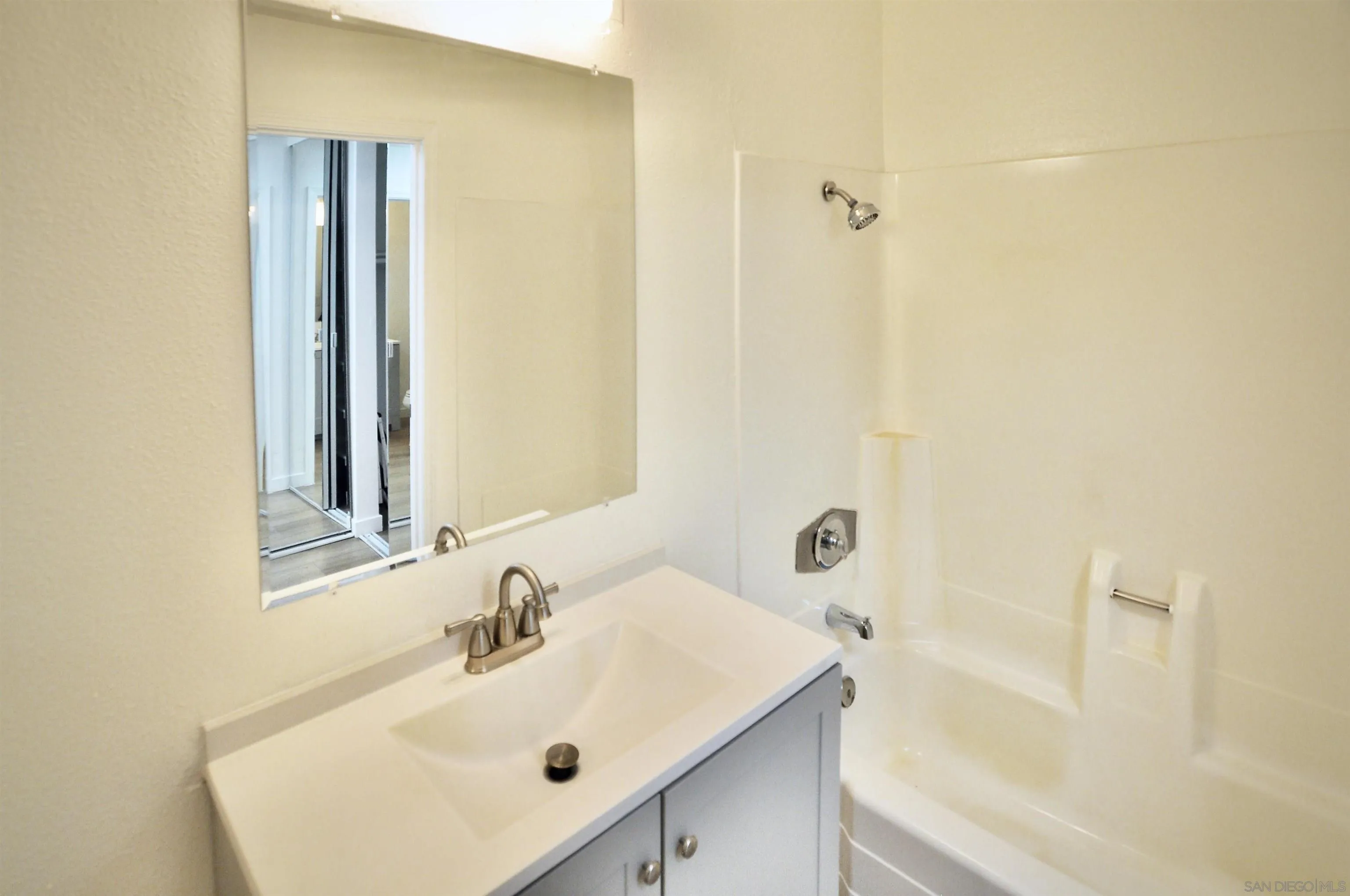 10240 Black Mountain Rd Unit 106