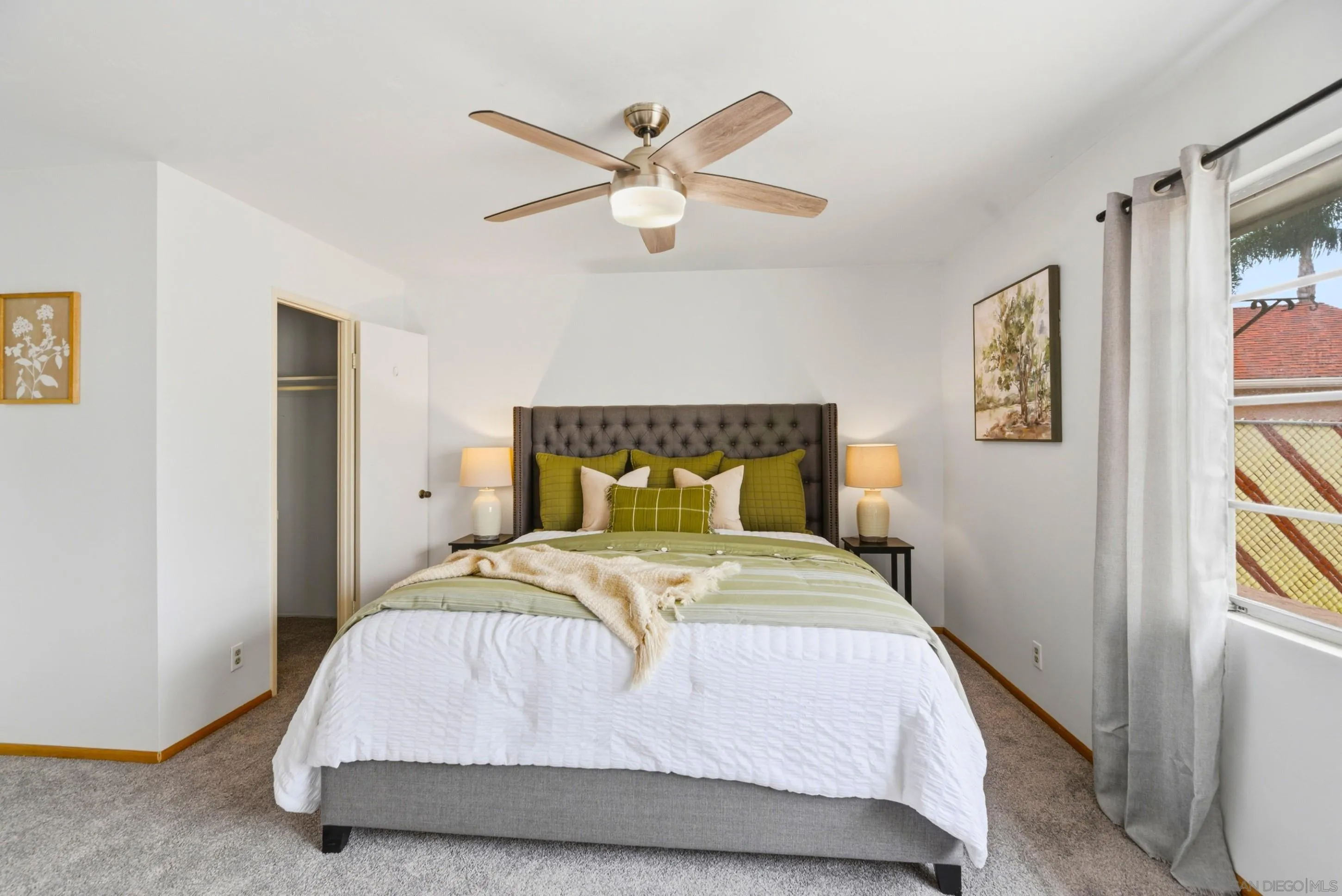 13011 Avenida Grande