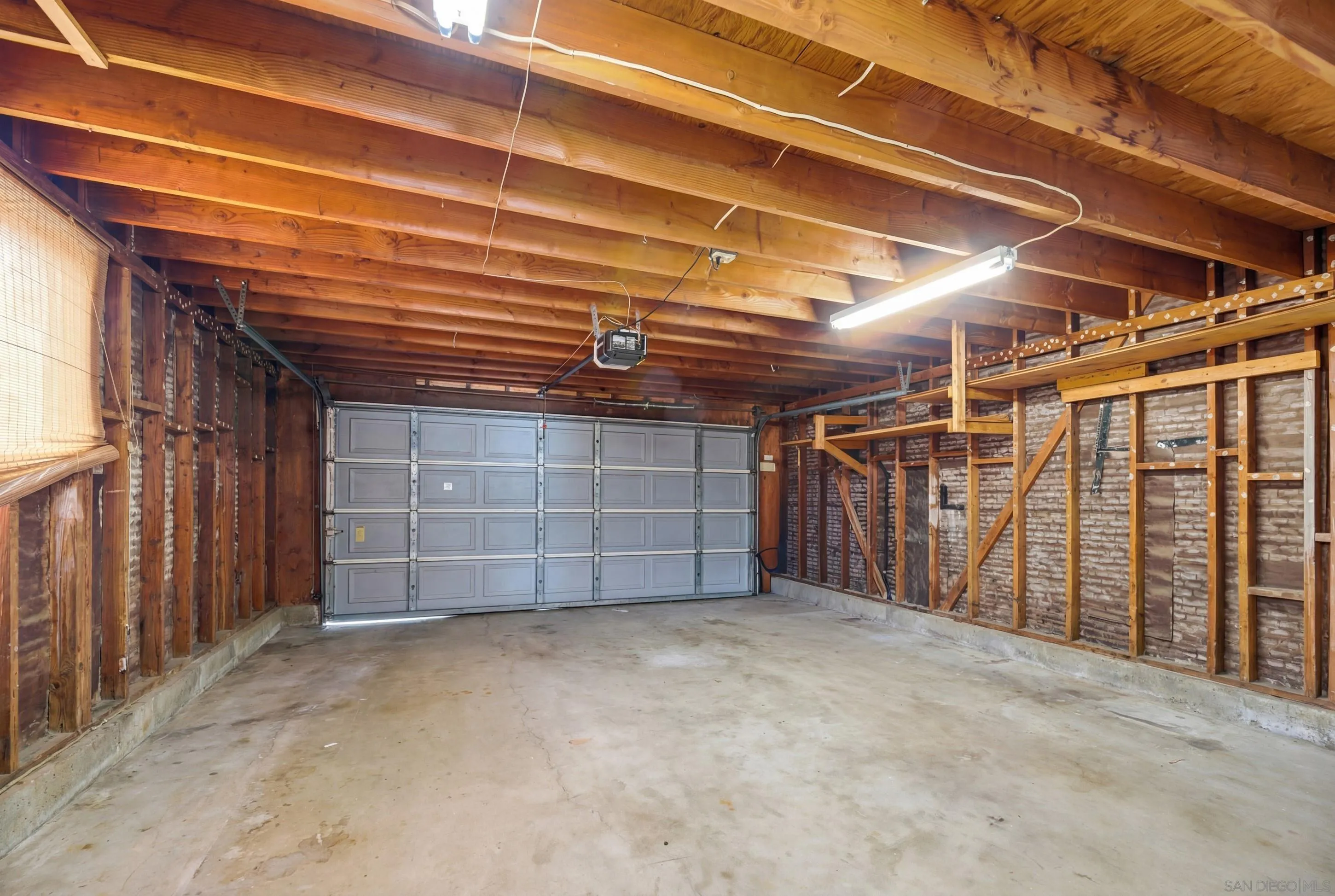 13011 Avenida Grande