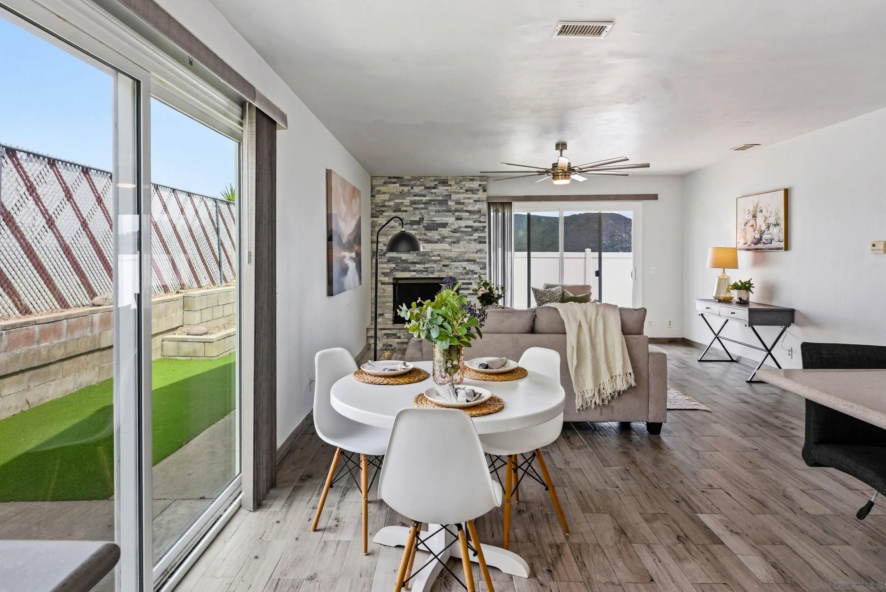 13011 Avenida Grande