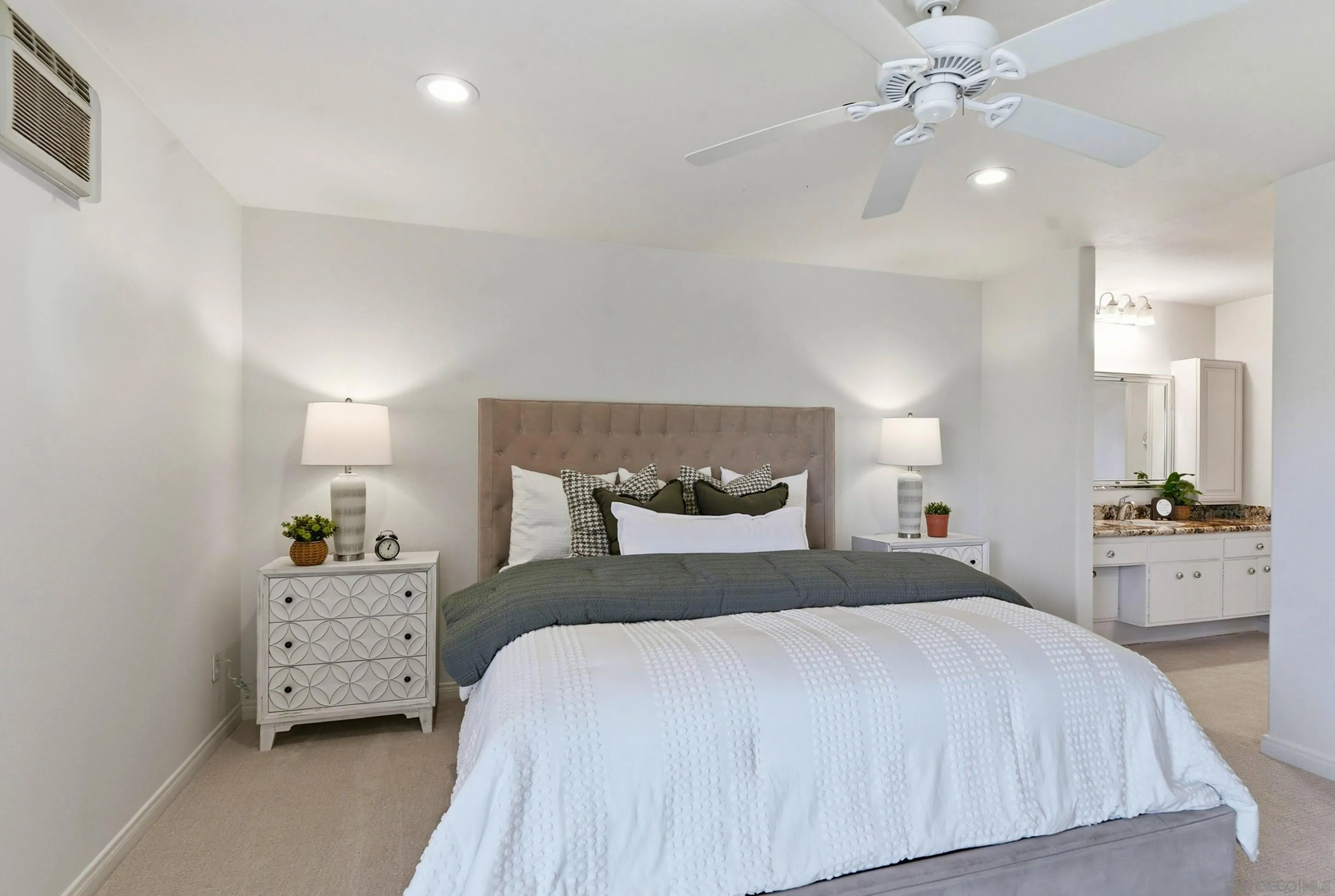 12650 Opimo Dr