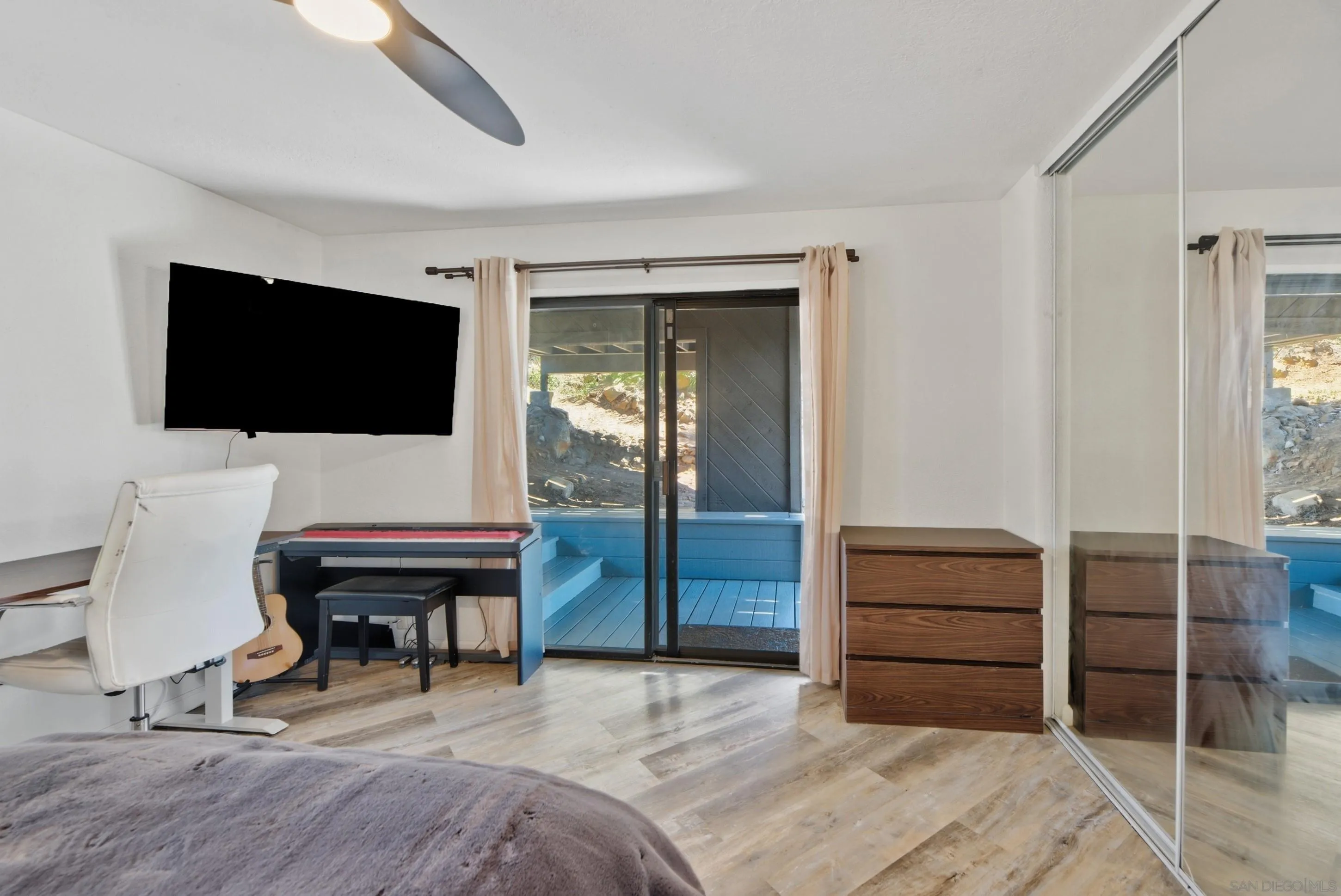 1539 San Miguel Ave