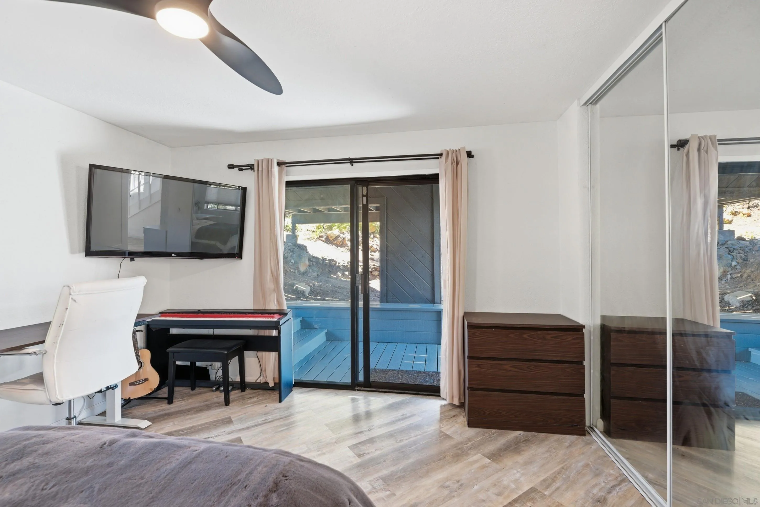 1539 San Miguel Ave