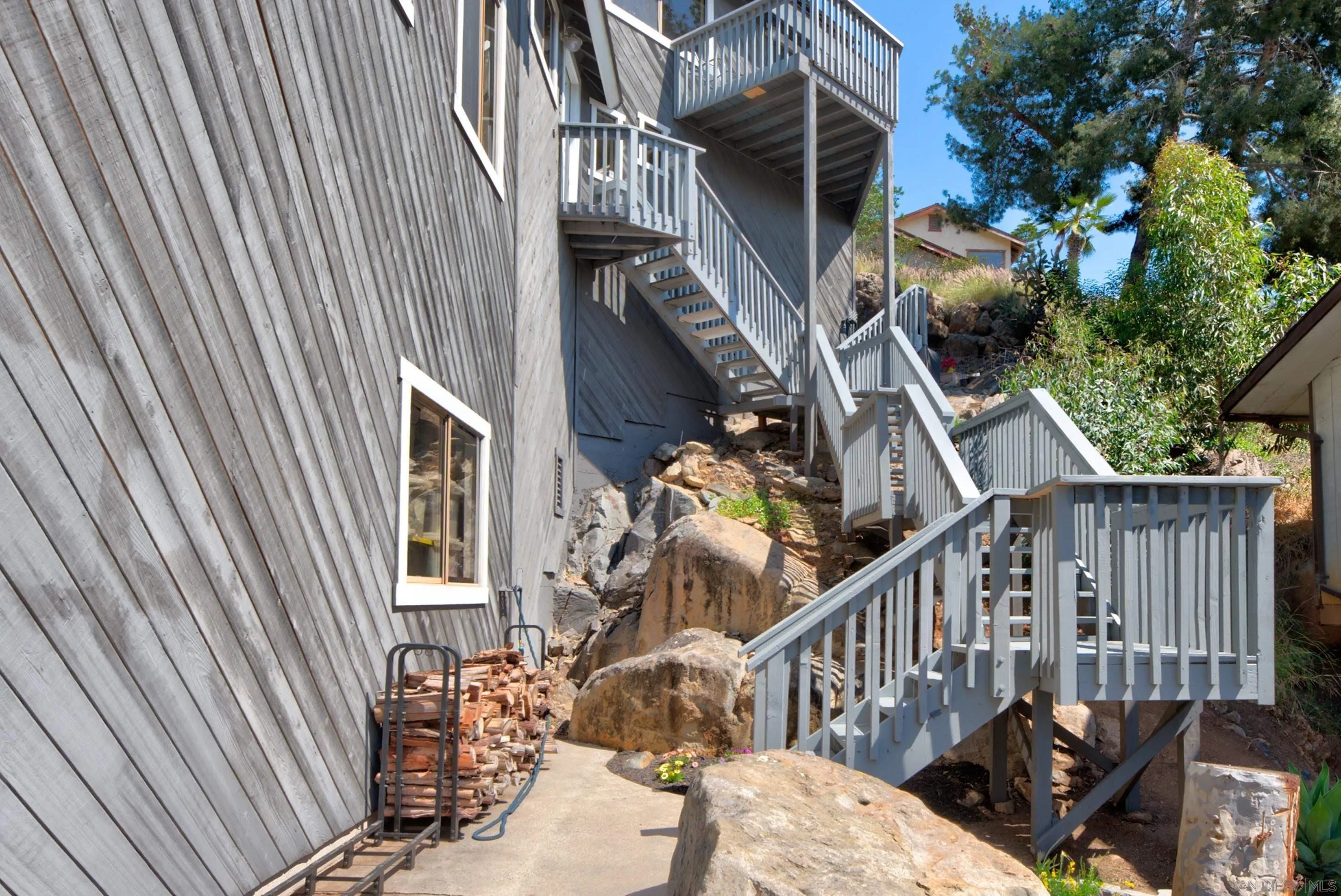 1539 San Miguel Ave