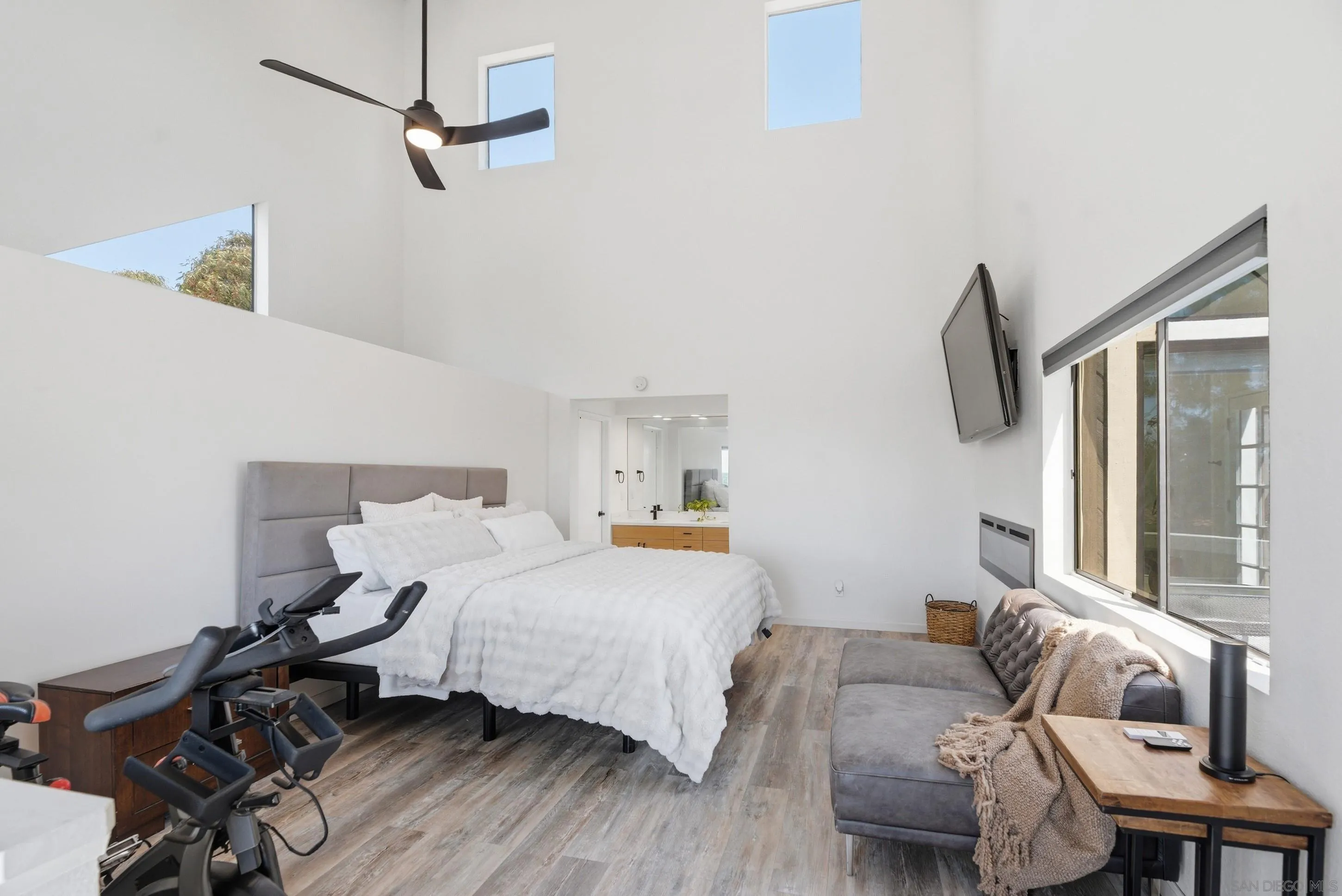 1539 San Miguel Ave