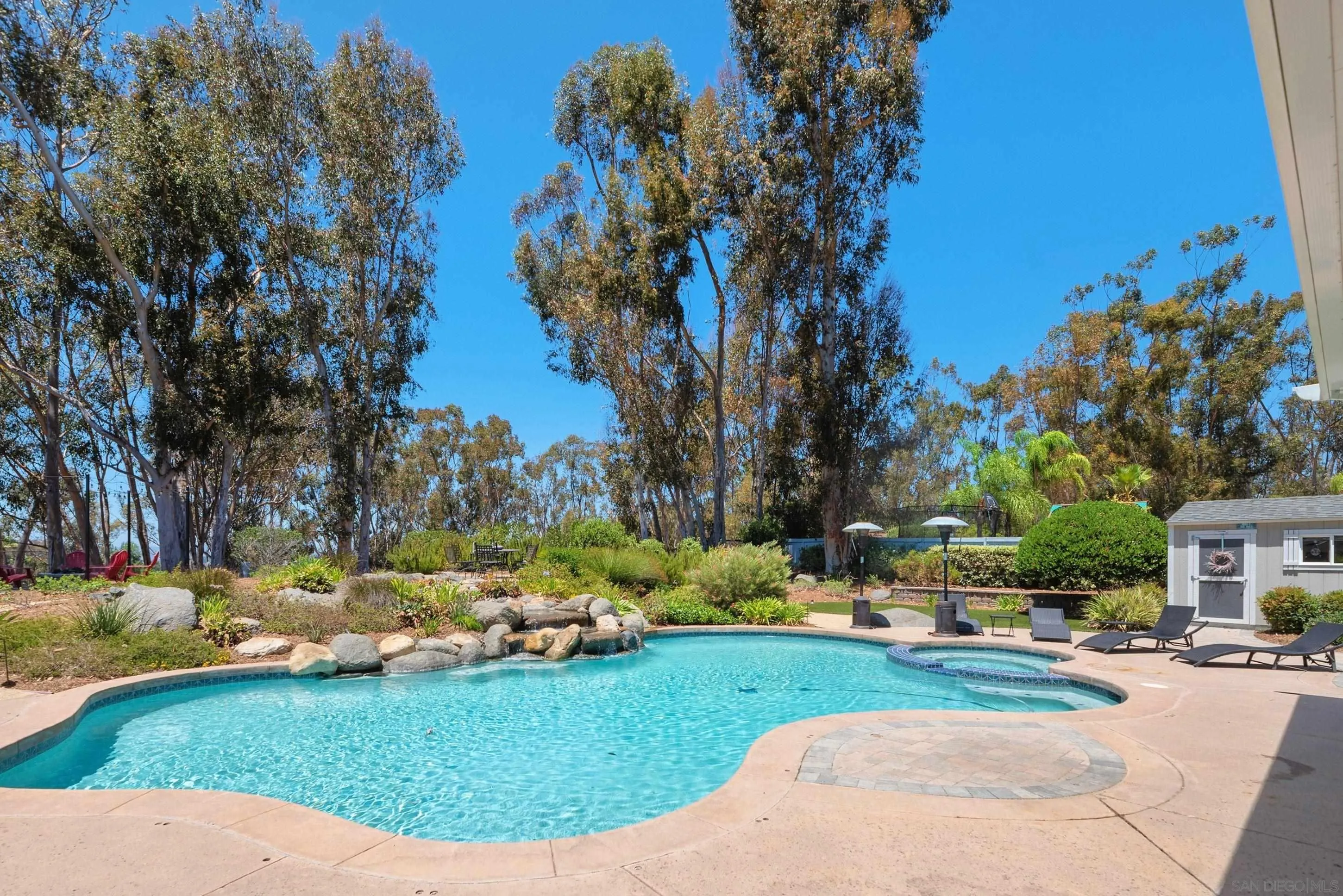15964 Cumberland Drive