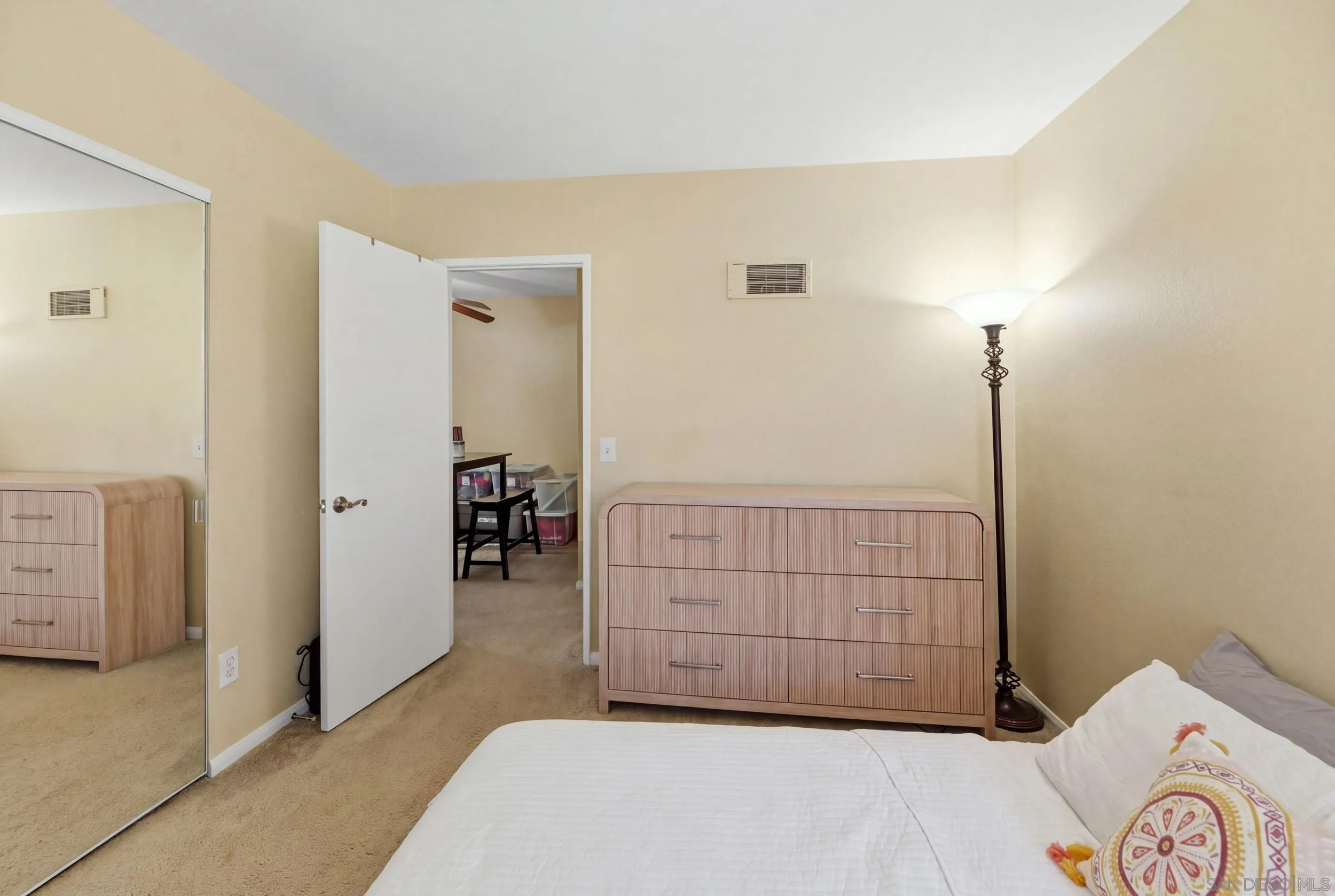 830 W Lincoln Ave Unit 273