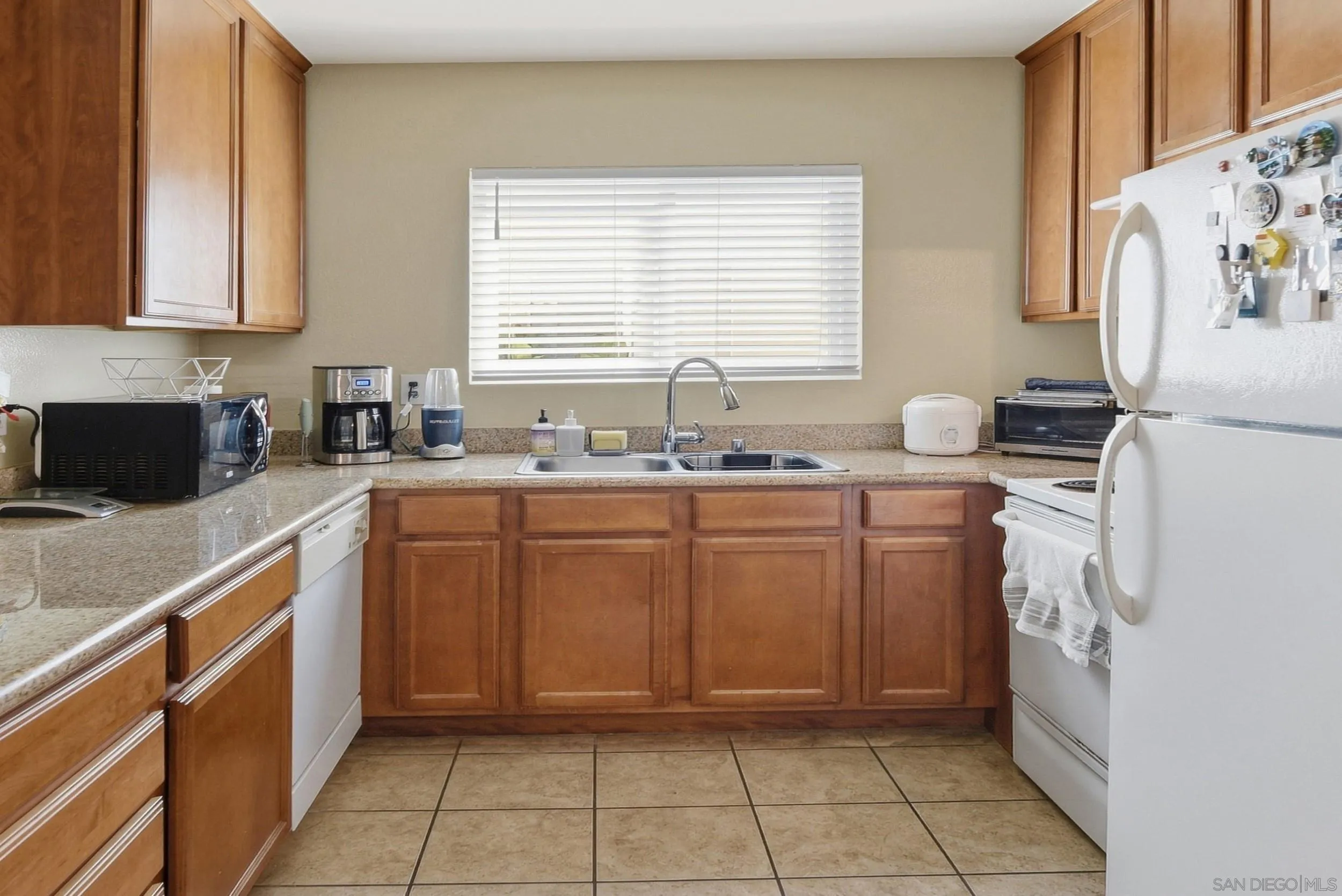 830 W Lincoln Ave Unit 273
