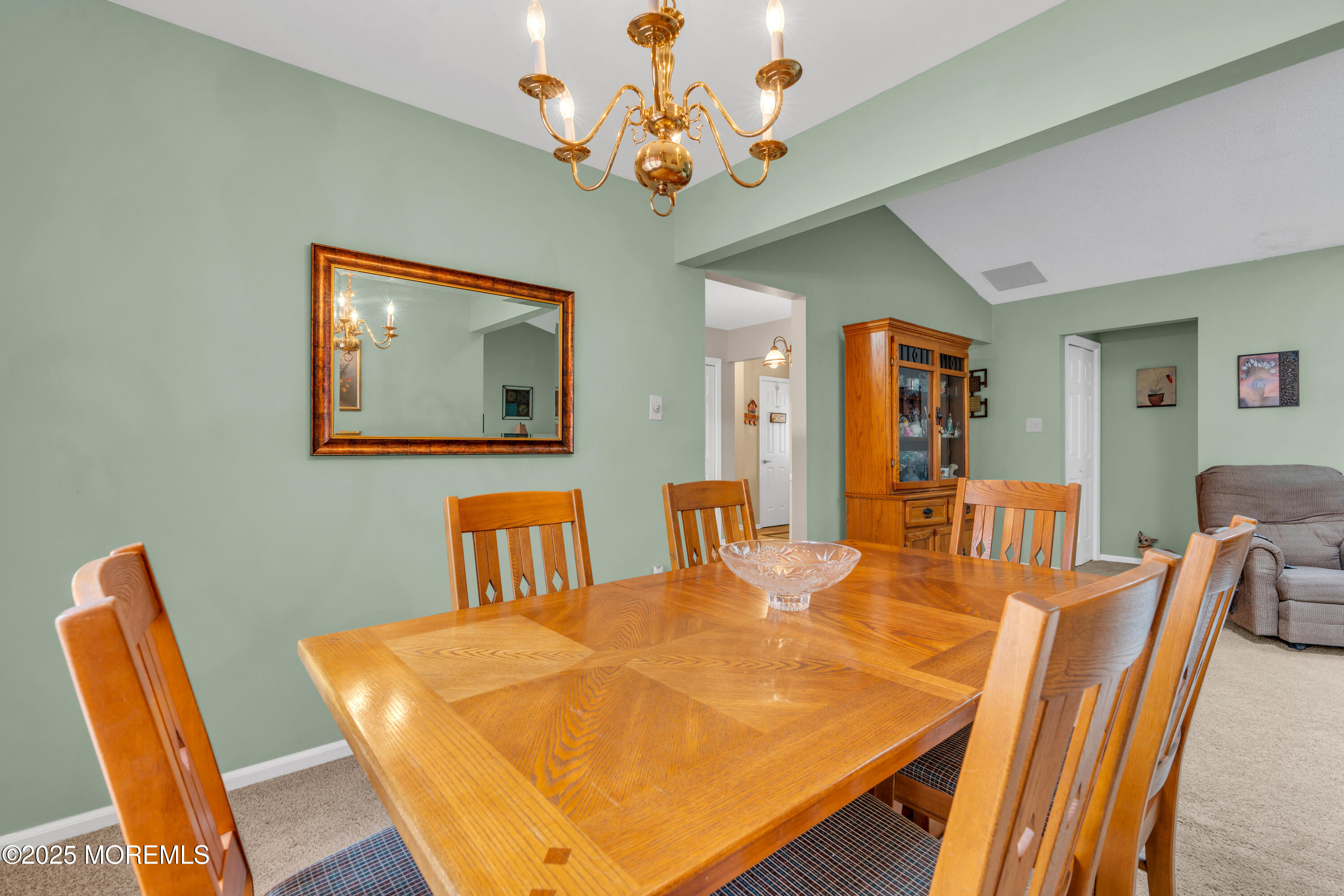 1480 Essex Court
