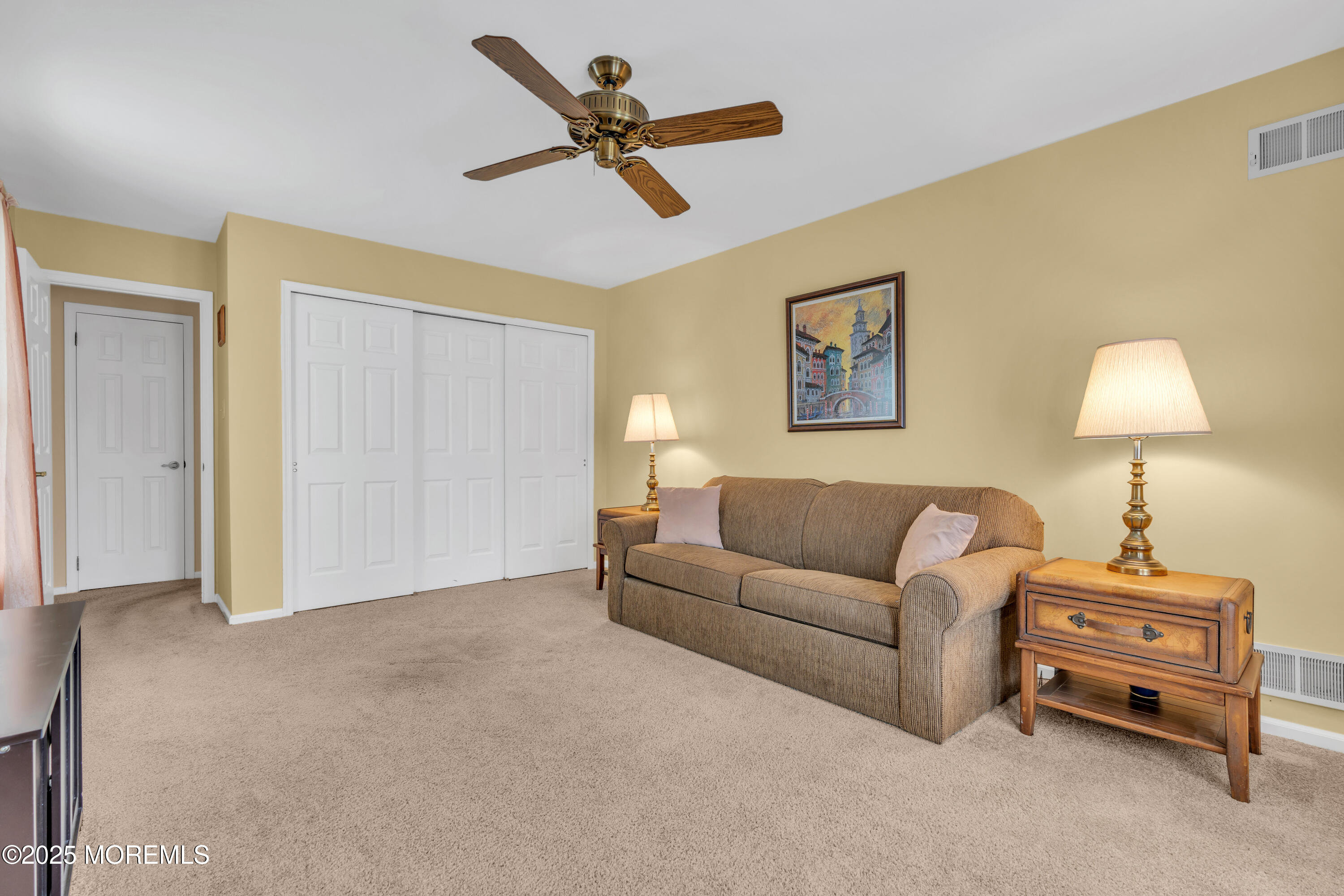 1480 Essex Court