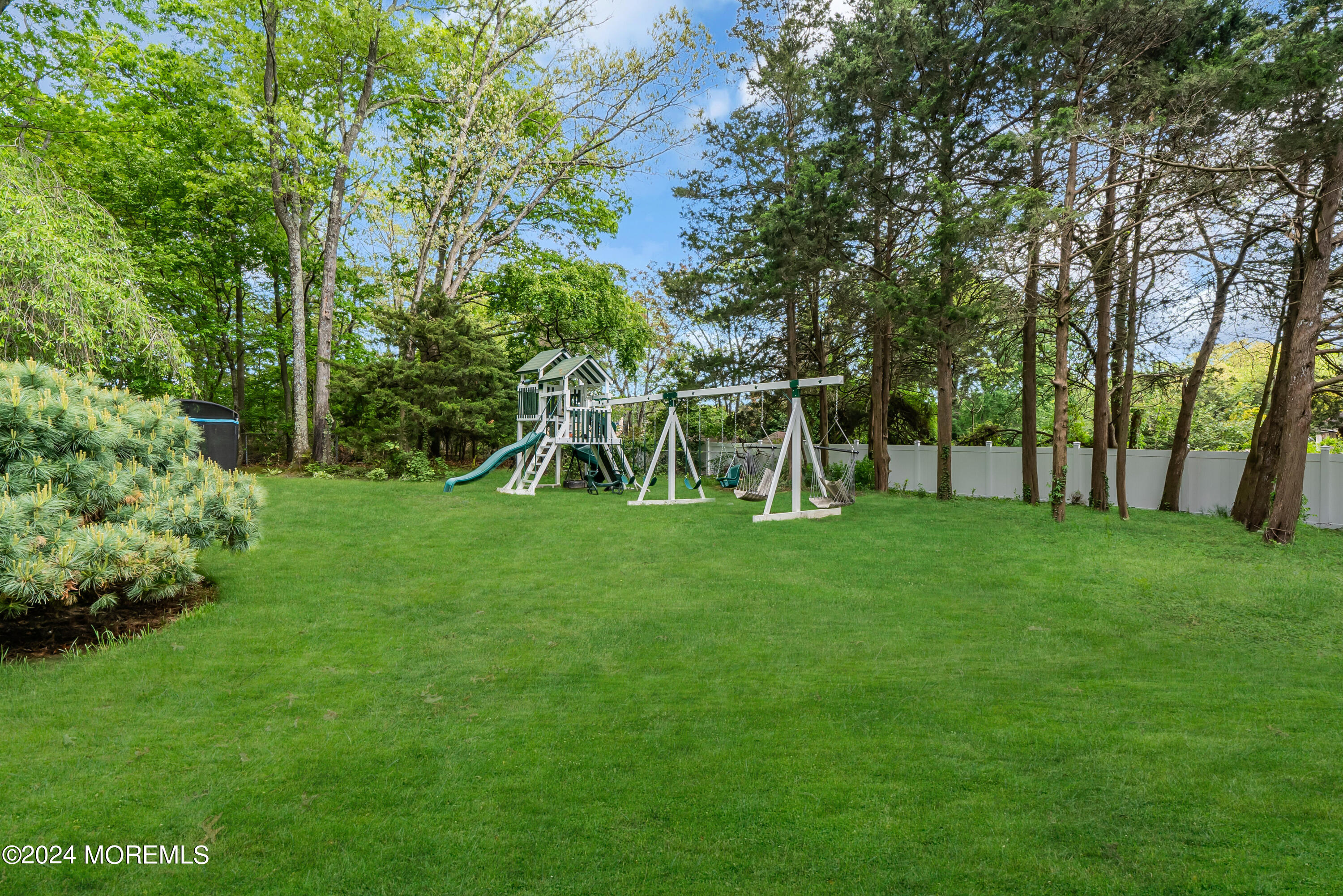 1613 Otter Drive
