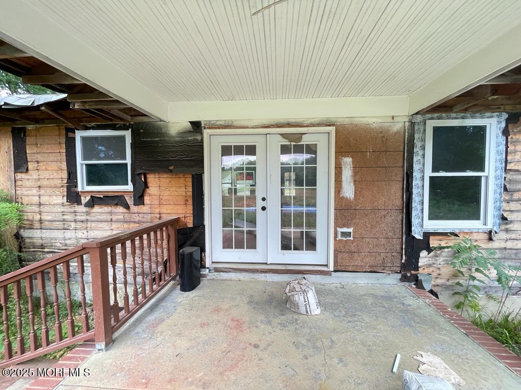 64 Monroe Avenue