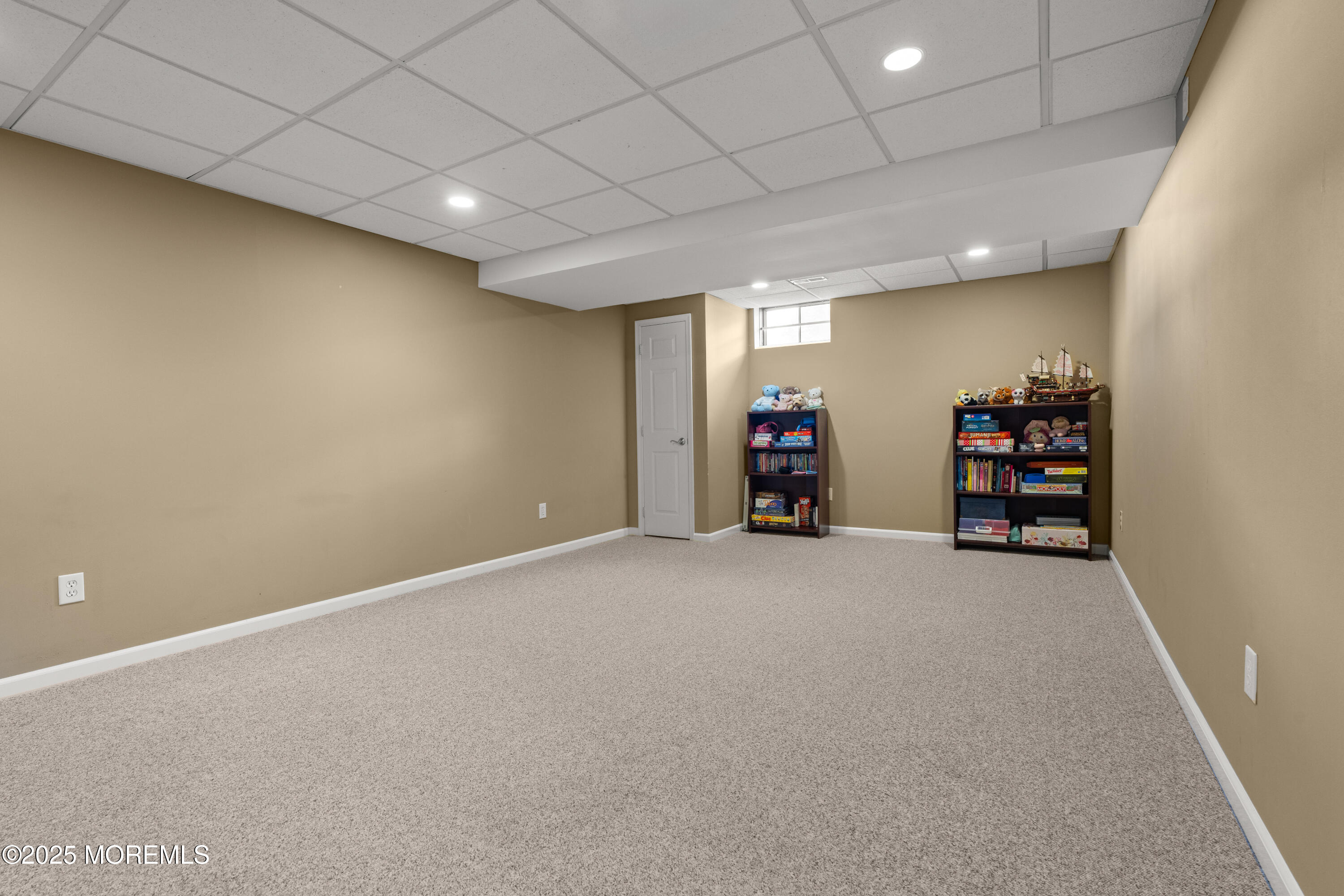 120 Newington Lane