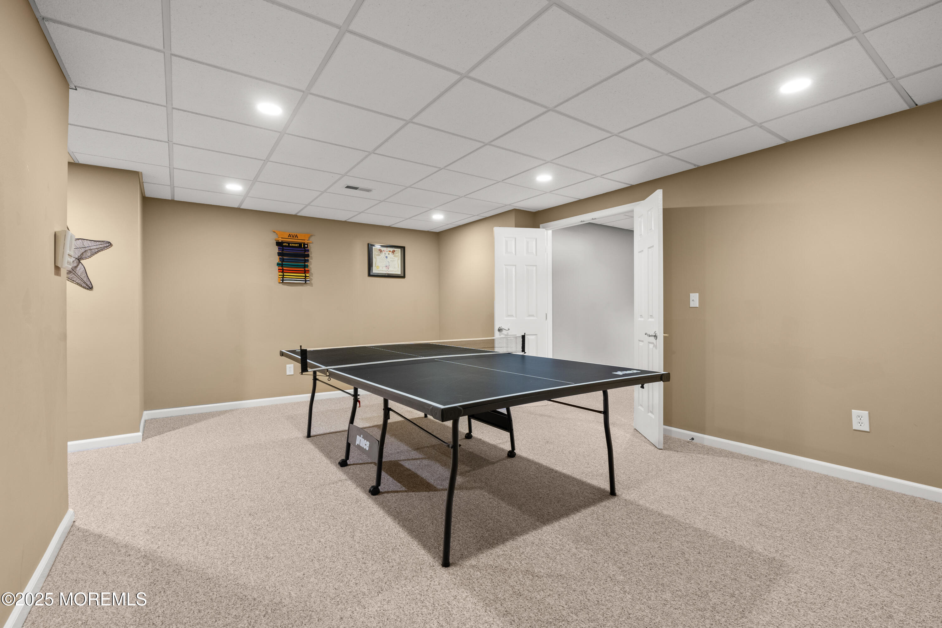120 Newington Lane