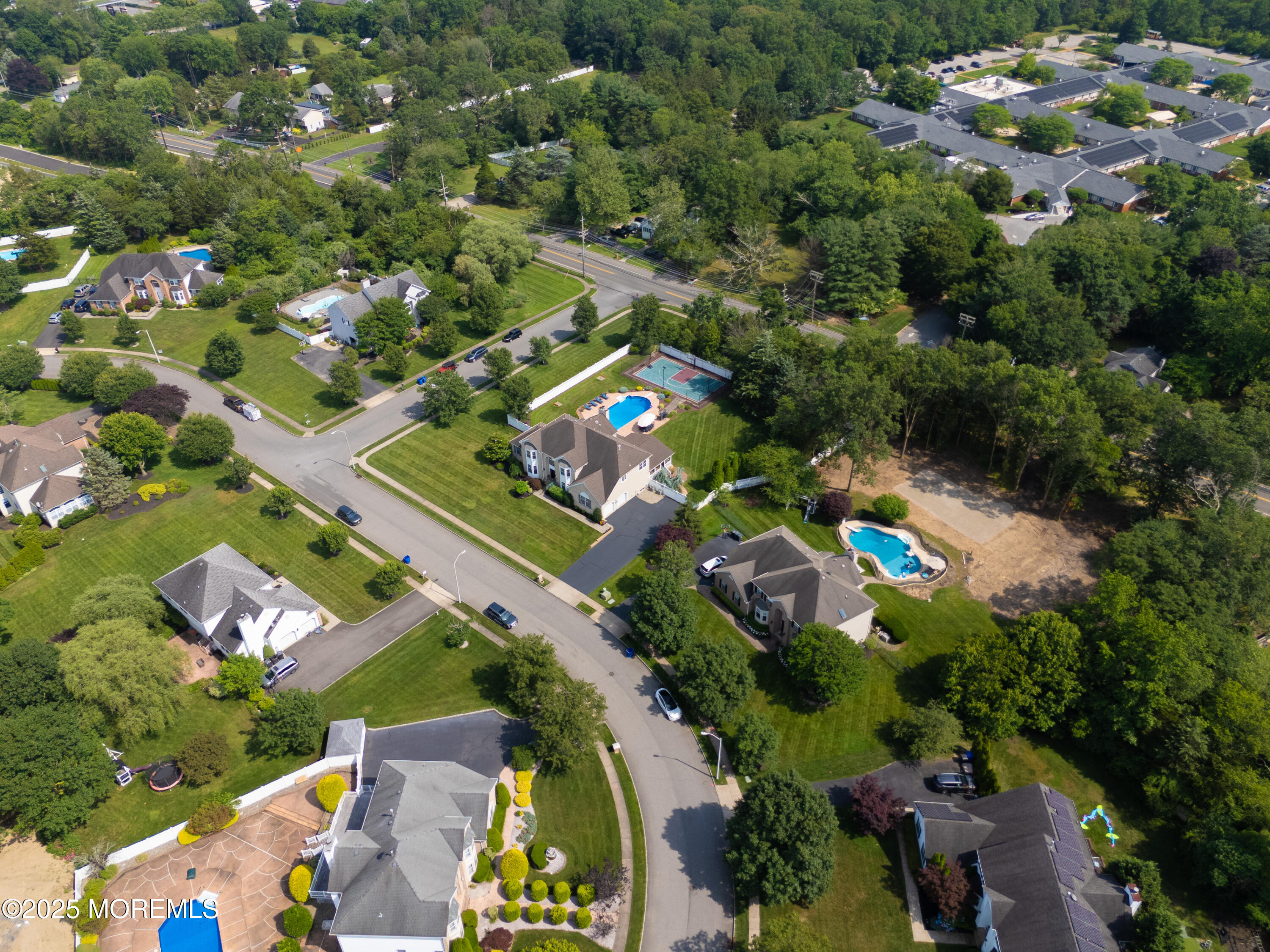120 Newington Lane