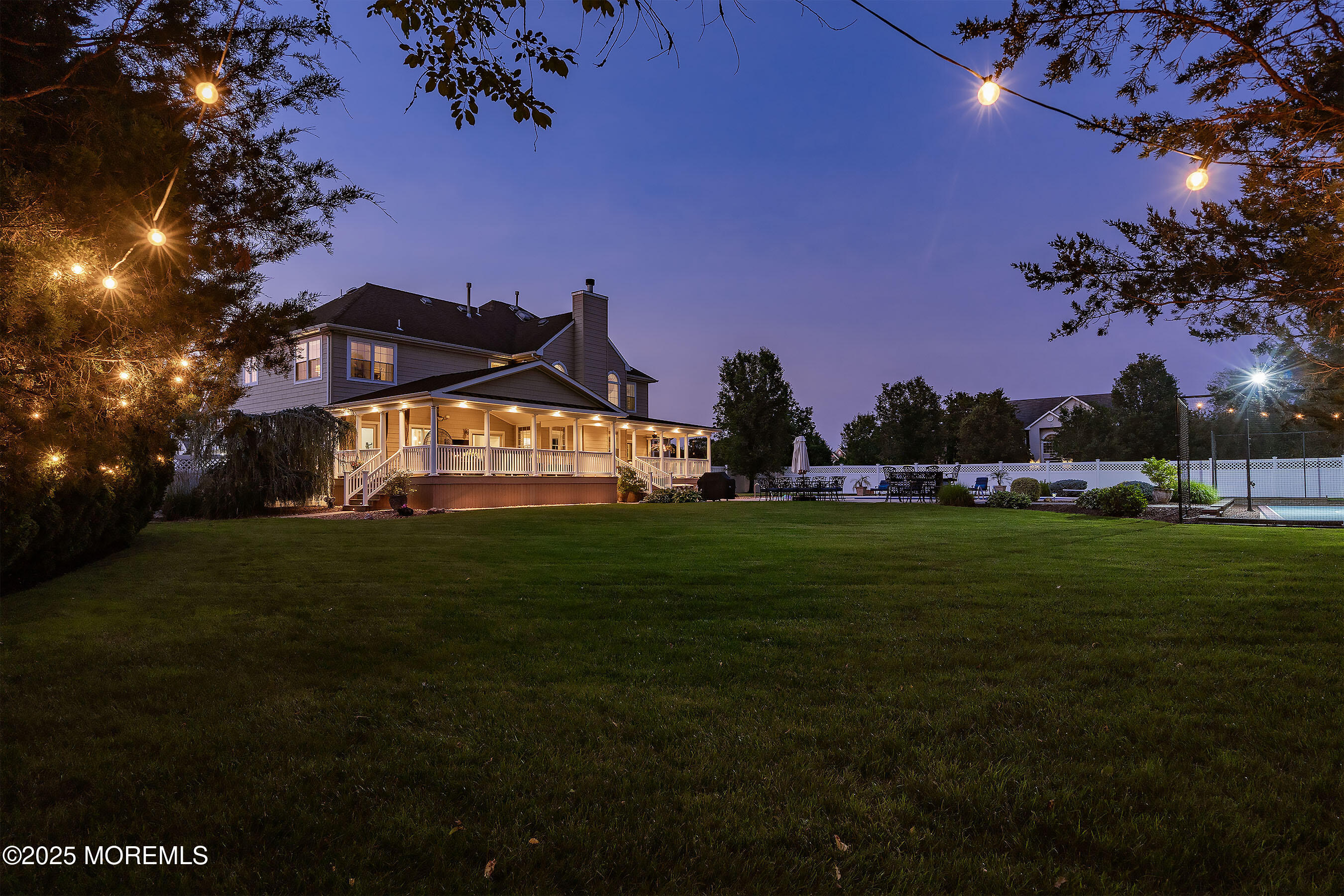 120 Newington Lane