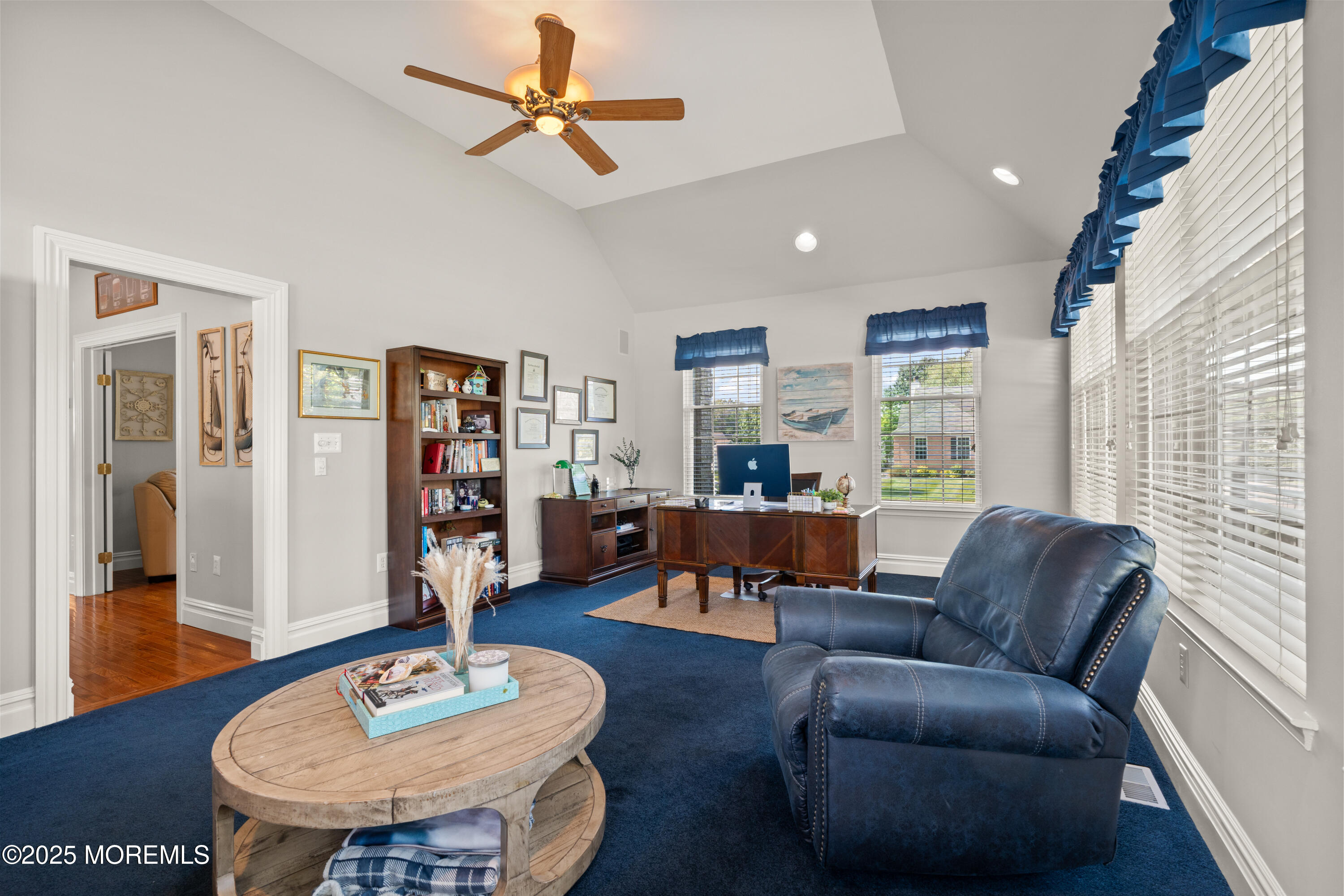 120 Newington Lane