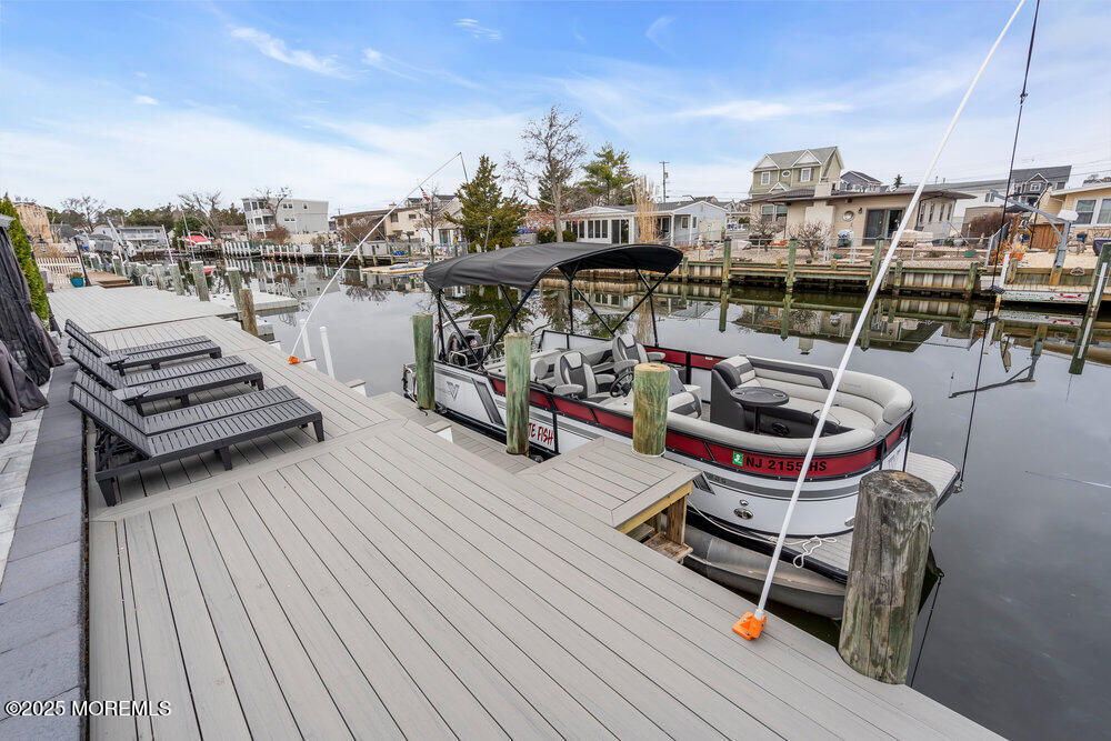 320 Silver Lagoon Drive