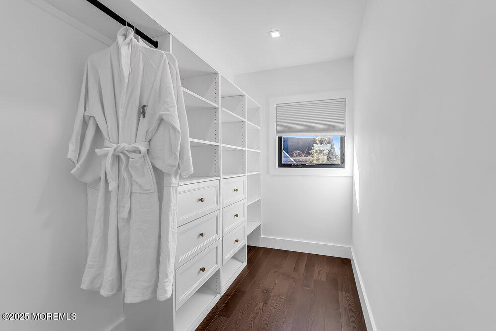 320 Silver Lagoon Drive