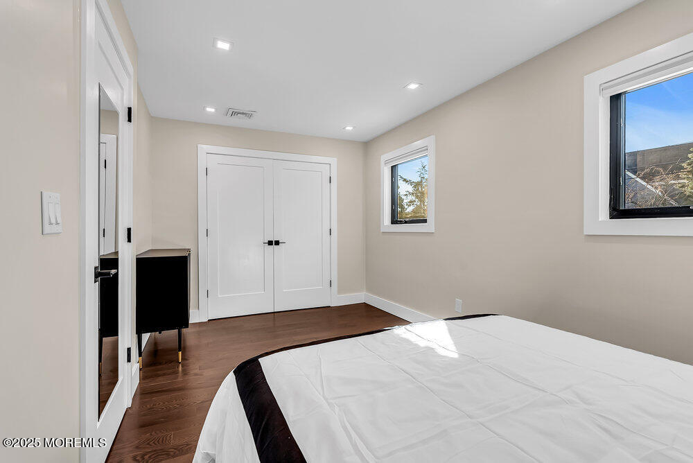 320 Silver Lagoon Drive