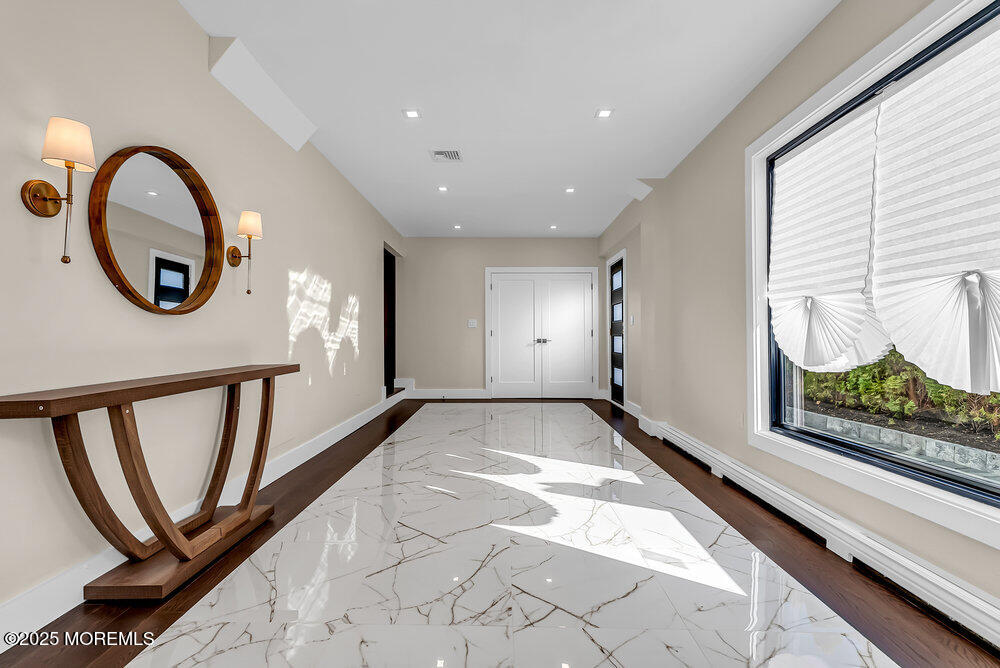 320 Silver Lagoon Drive