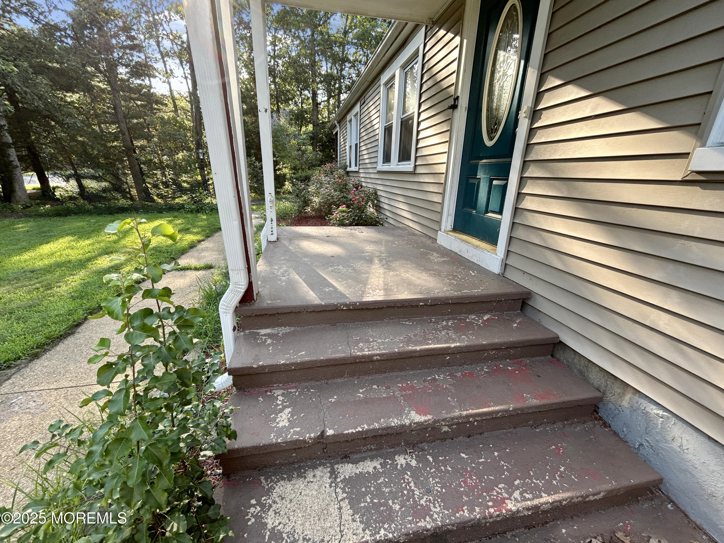 2102 Massachusetts Avenue