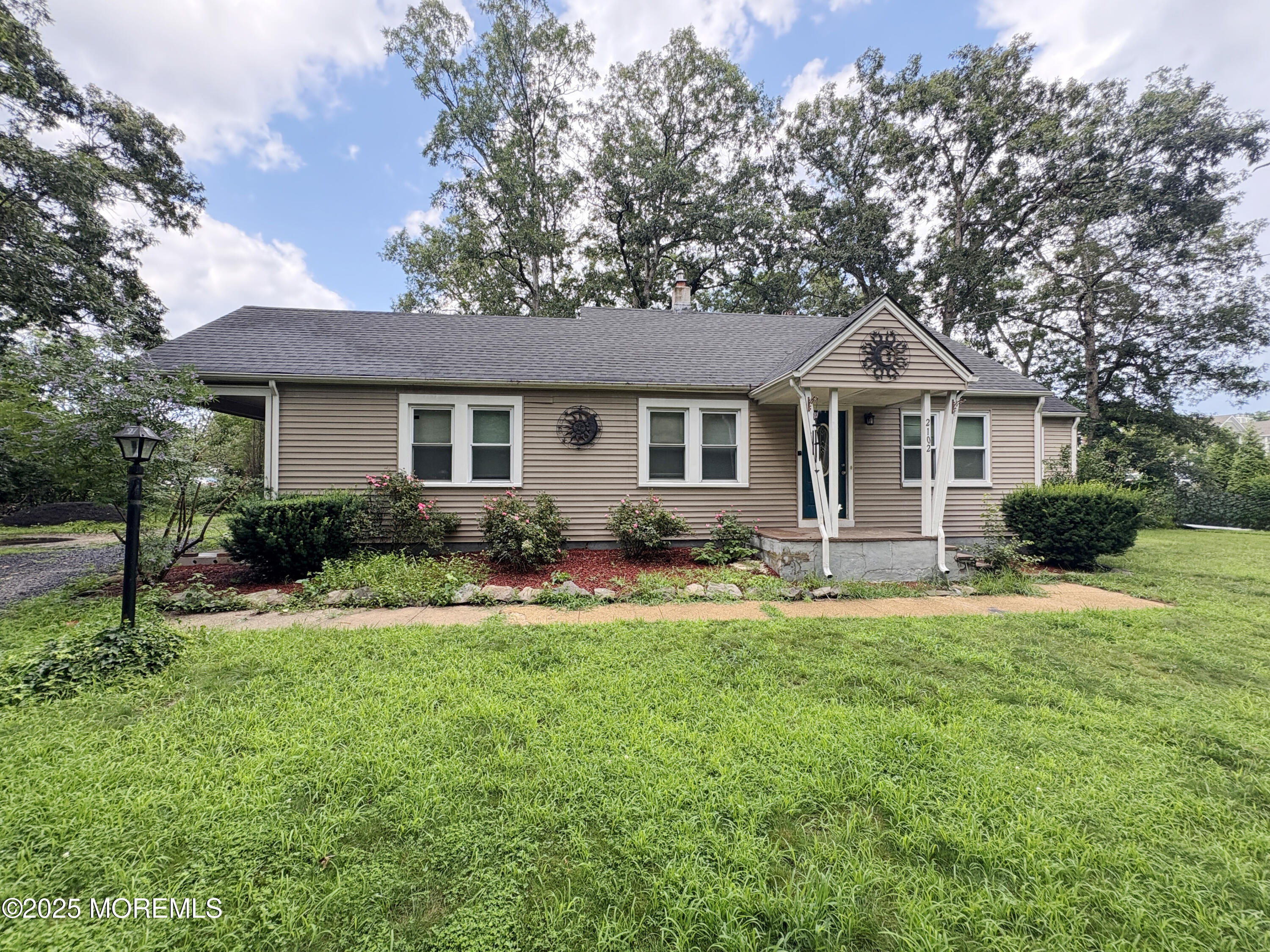 2102 Massachusetts Avenue