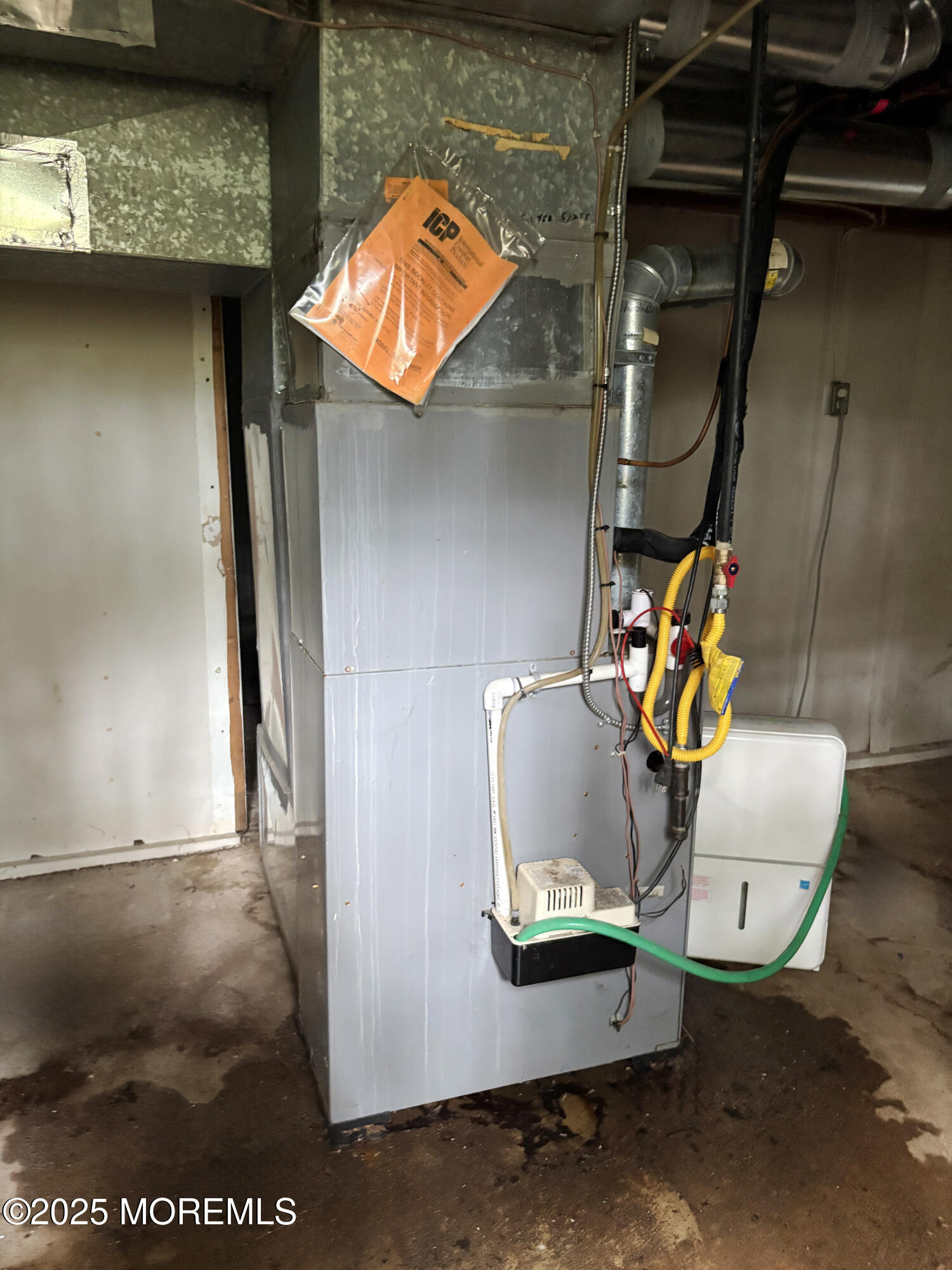 2102 Massachusetts Avenue