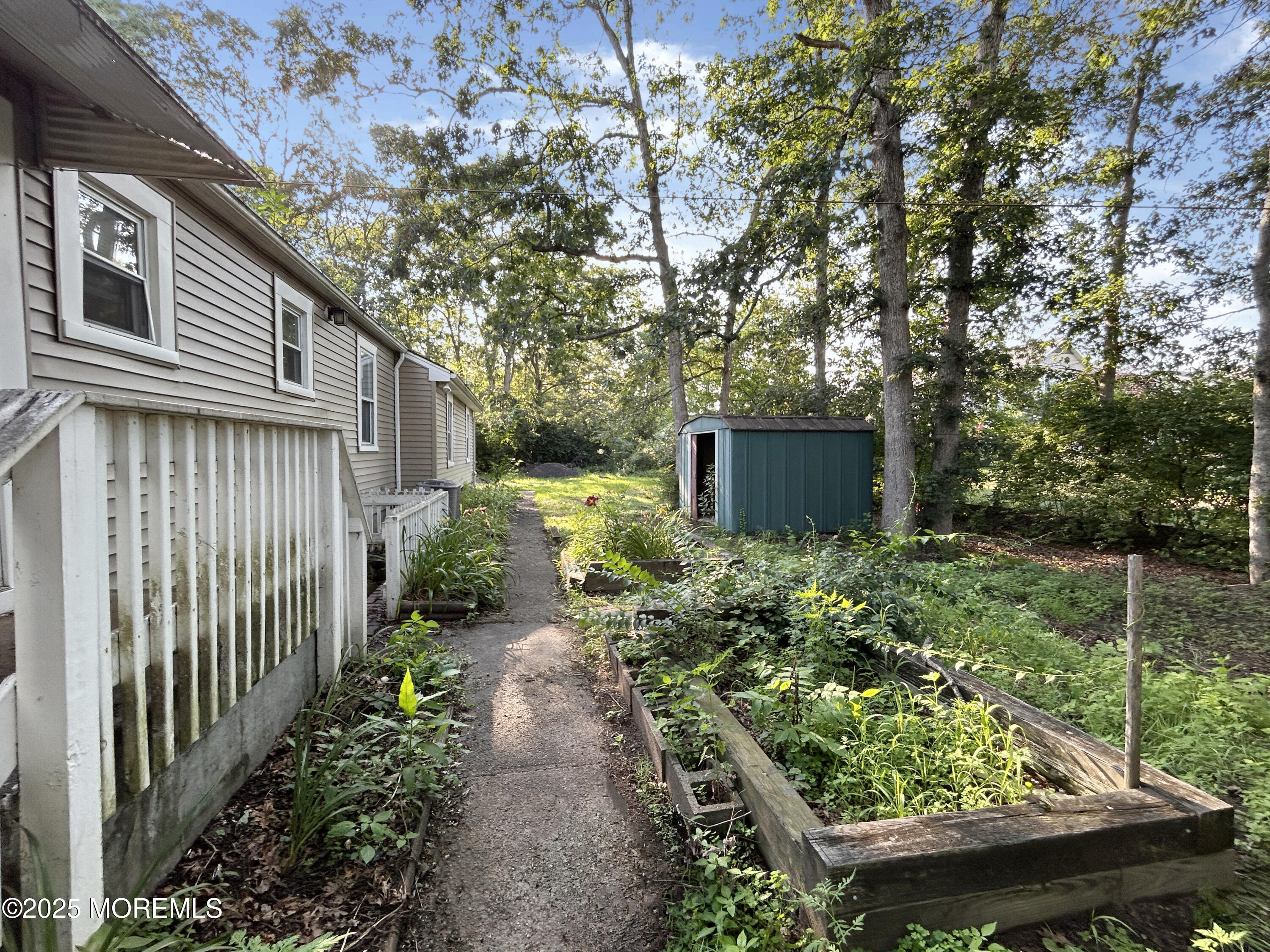 2102 Massachusetts Avenue