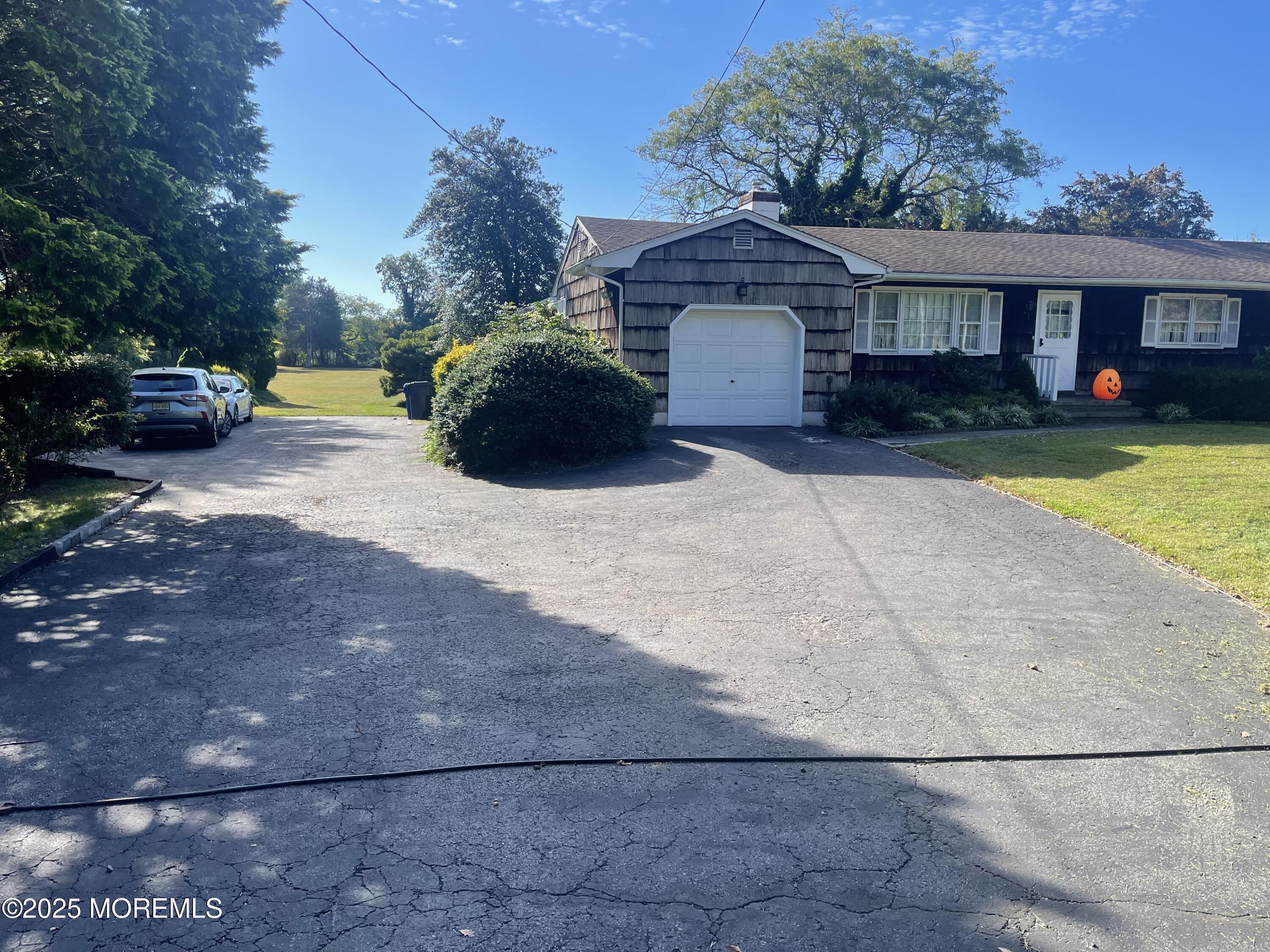 2023 Lanes Mill Road