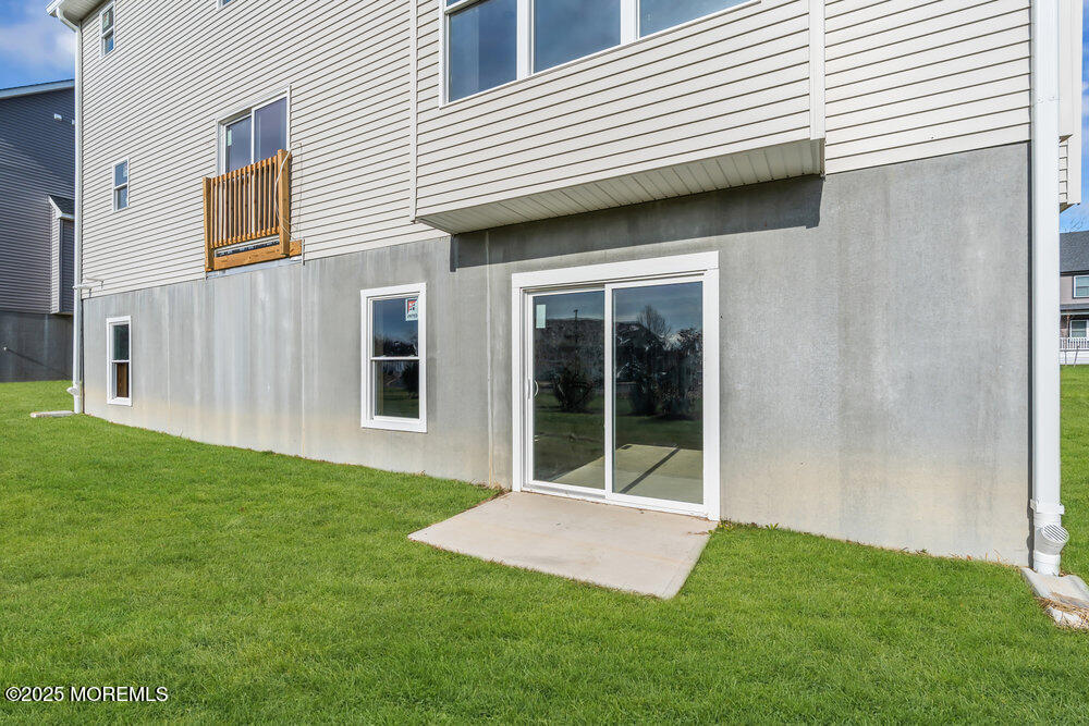 122 Arch Way