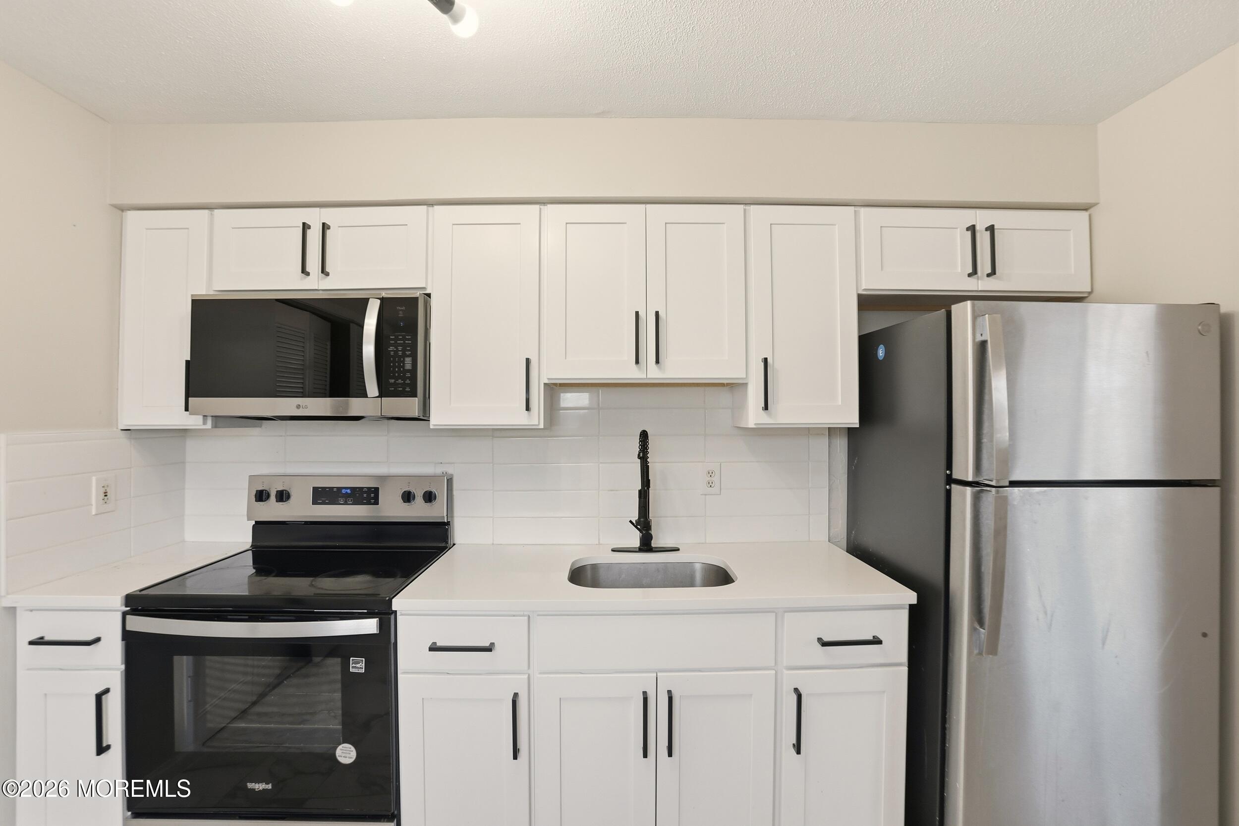 194 Sawmill Road 480