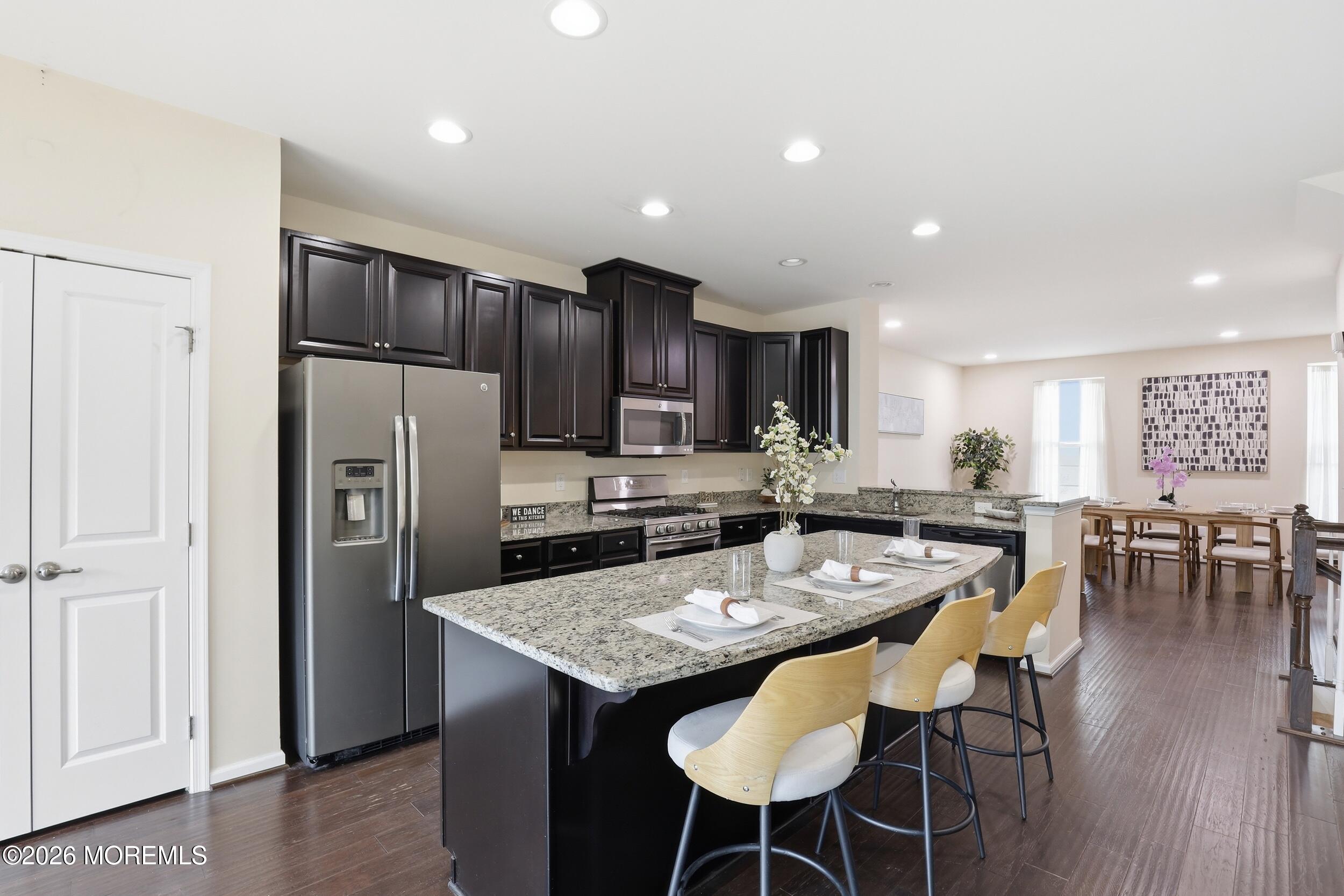 405 Mississippi Street 705