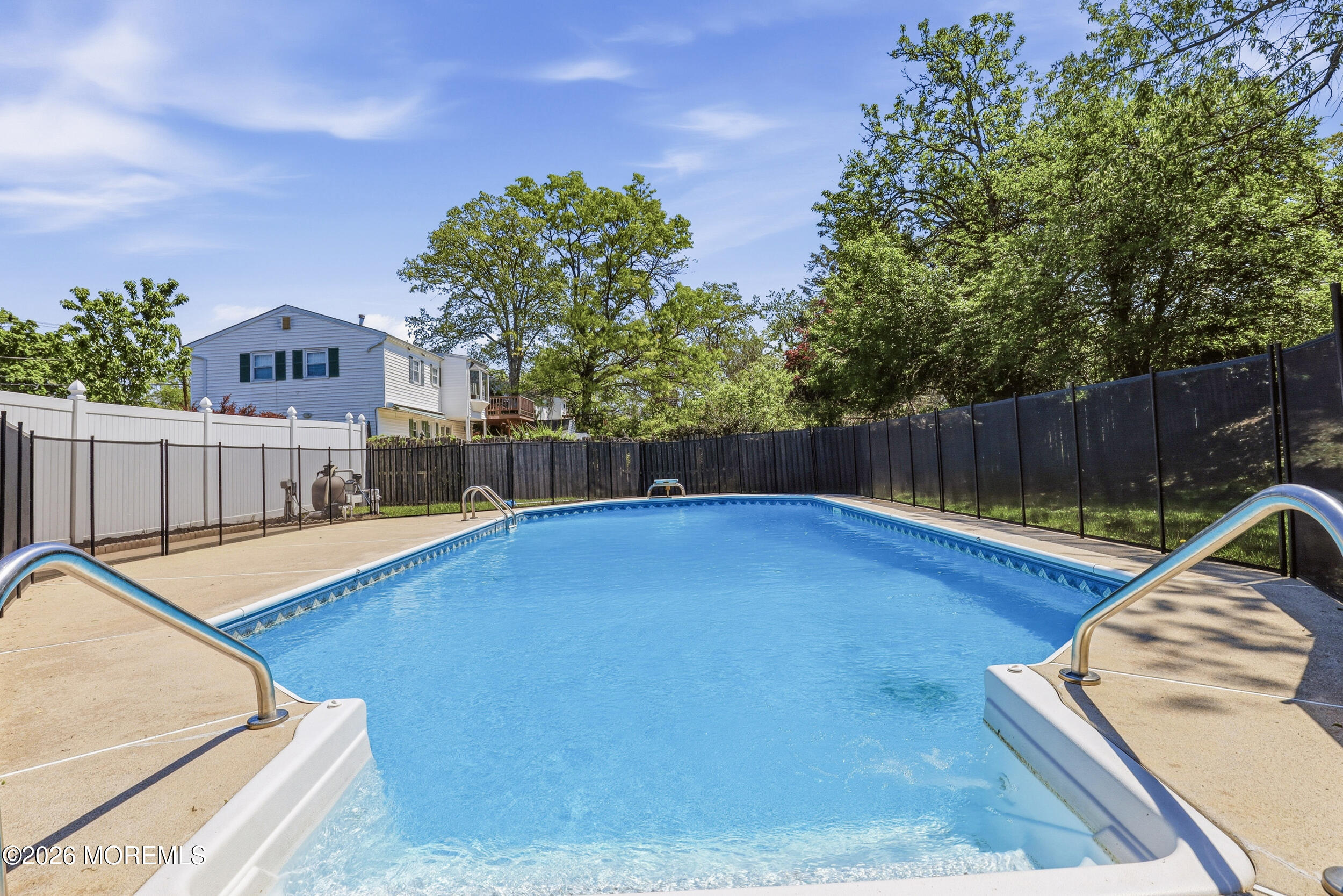 337 Hilltop Road