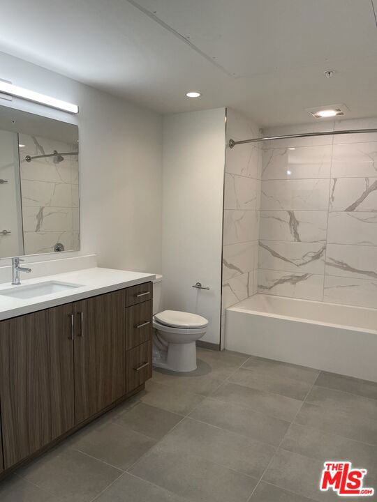 8809 Washington Boulevard Unit: 626