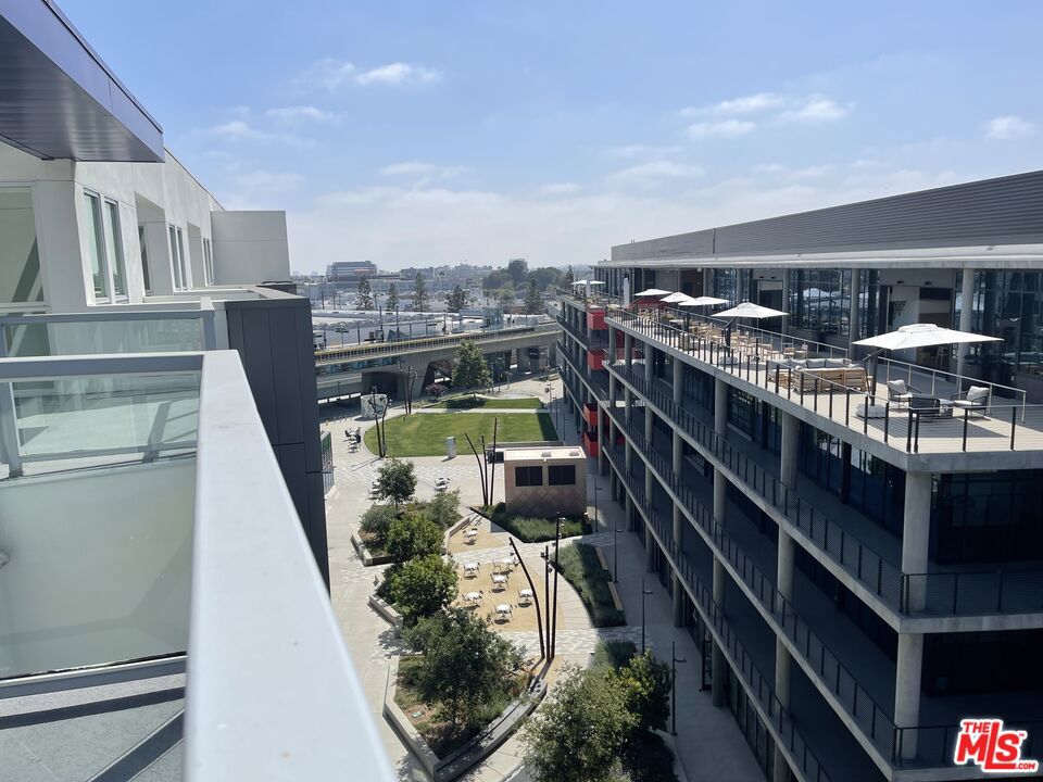 8809 Washington Boulevard Unit: 626