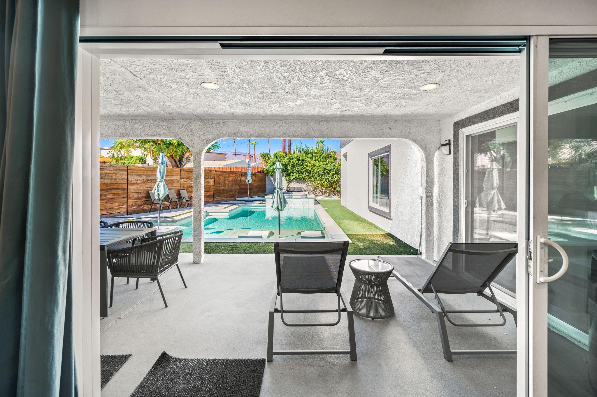 44821 Santa Anita Ave AVE