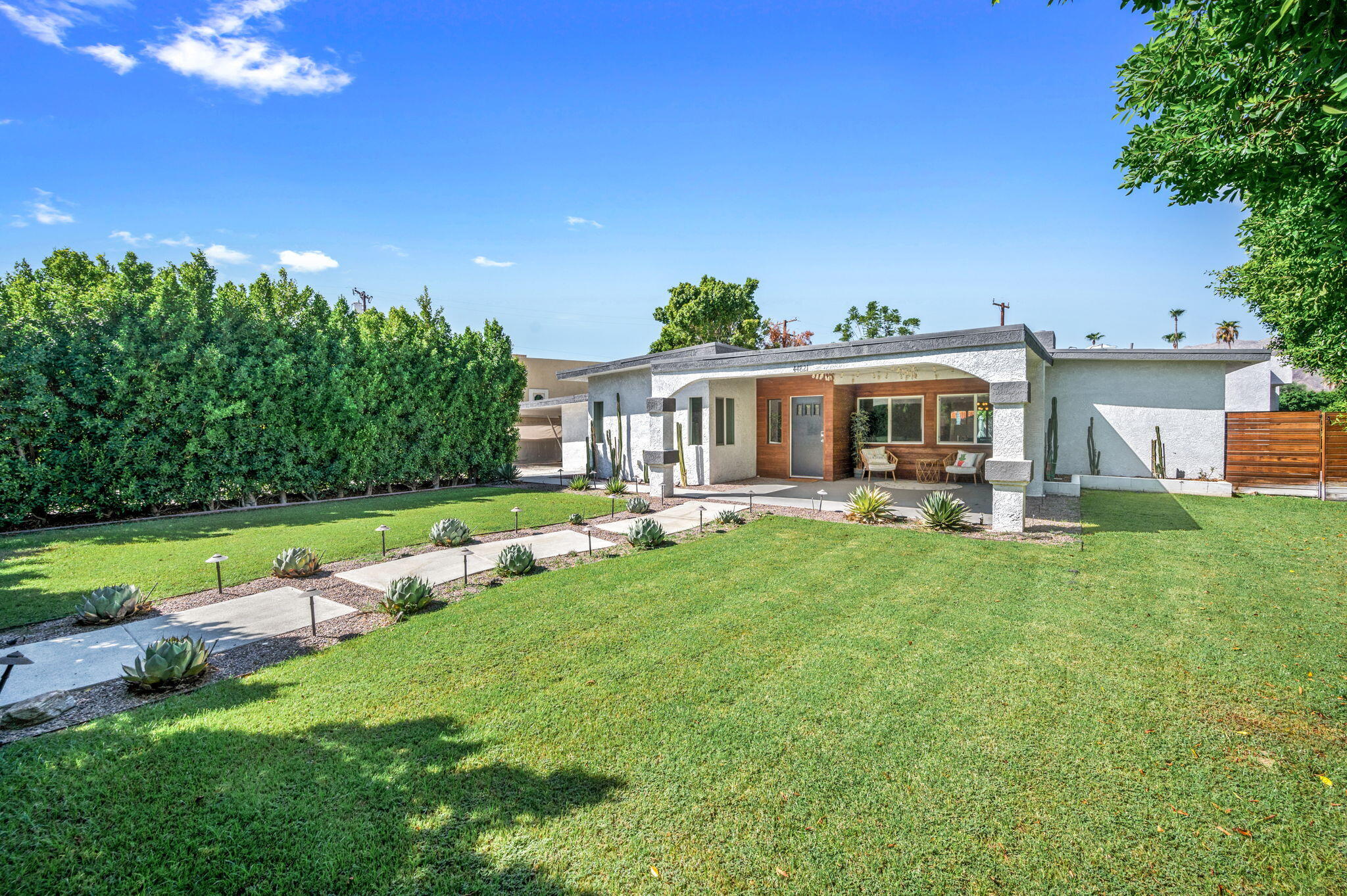 44821 Santa Anita Ave AVE