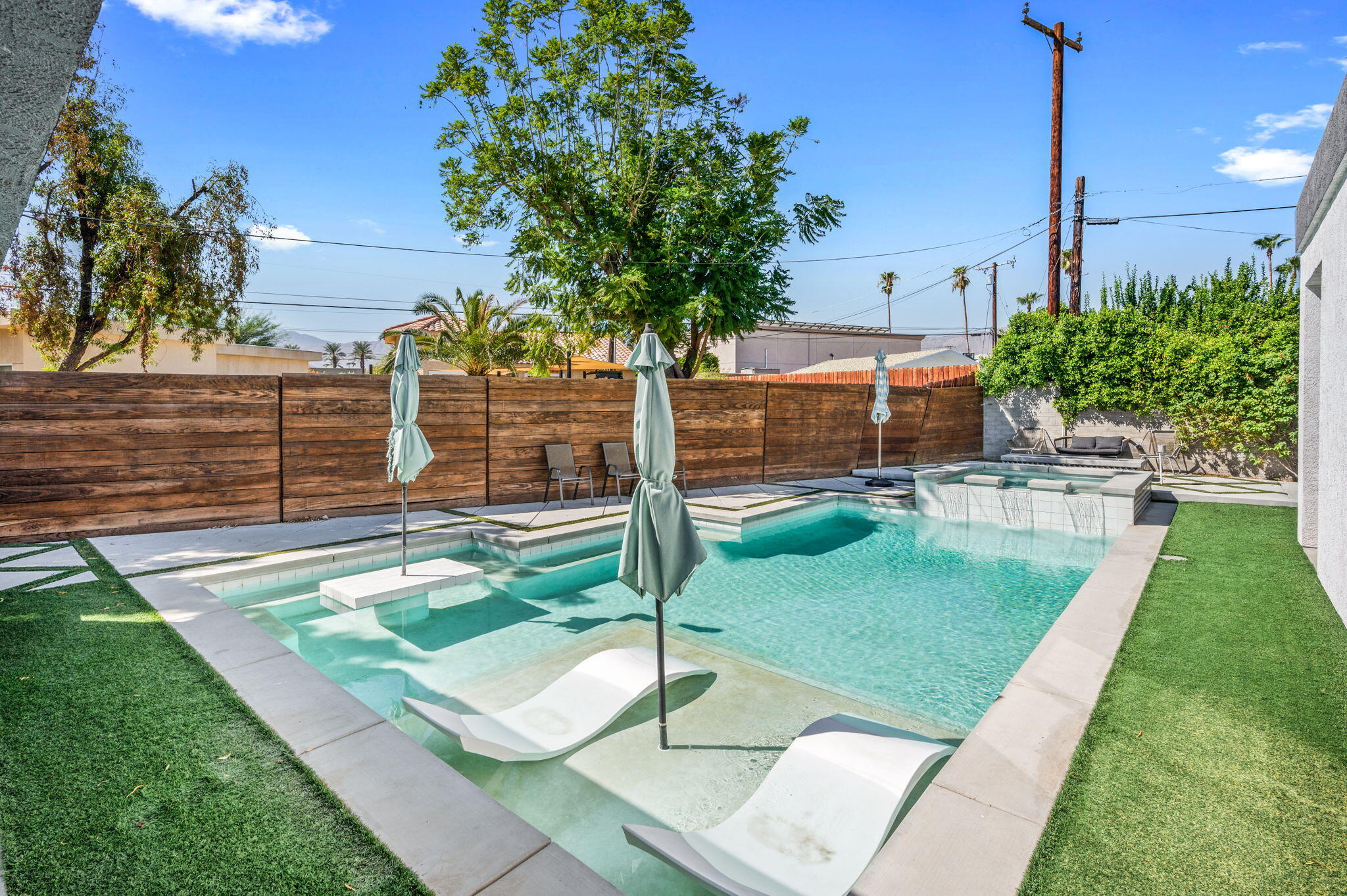 44821 Santa Anita Ave AVE