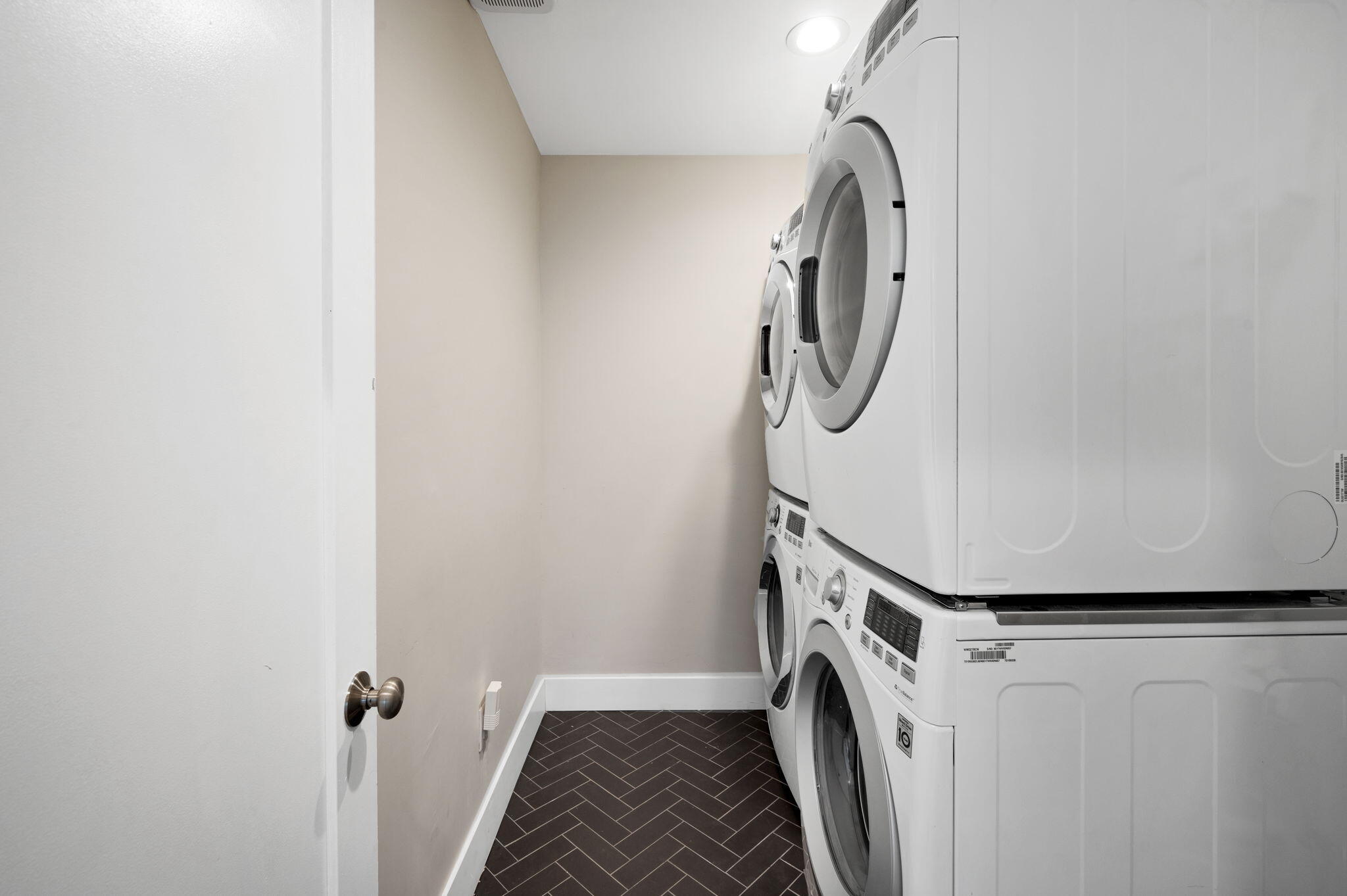 44821 Santa Anita Ave AVE