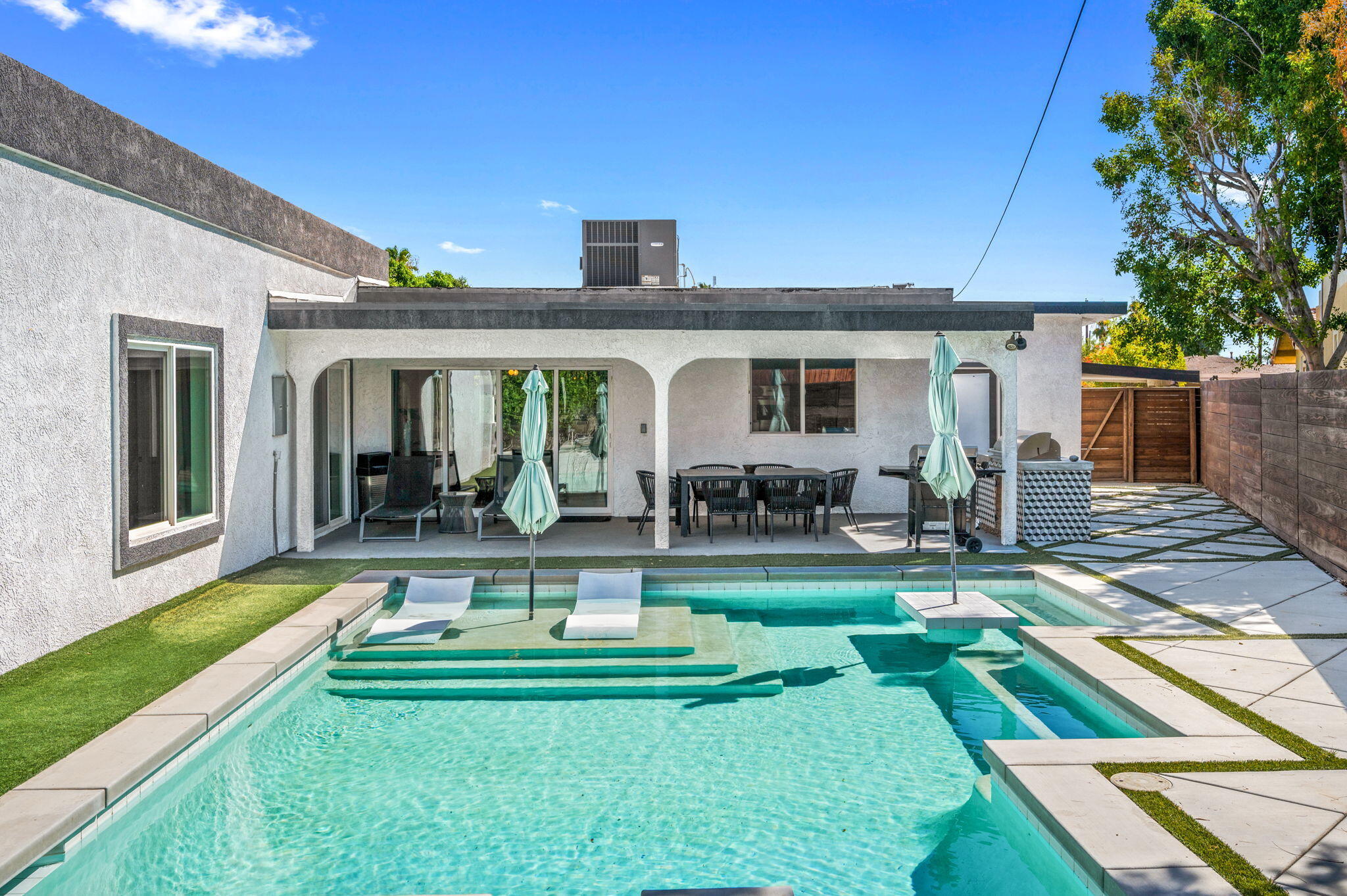 44821 Santa Anita Ave AVE