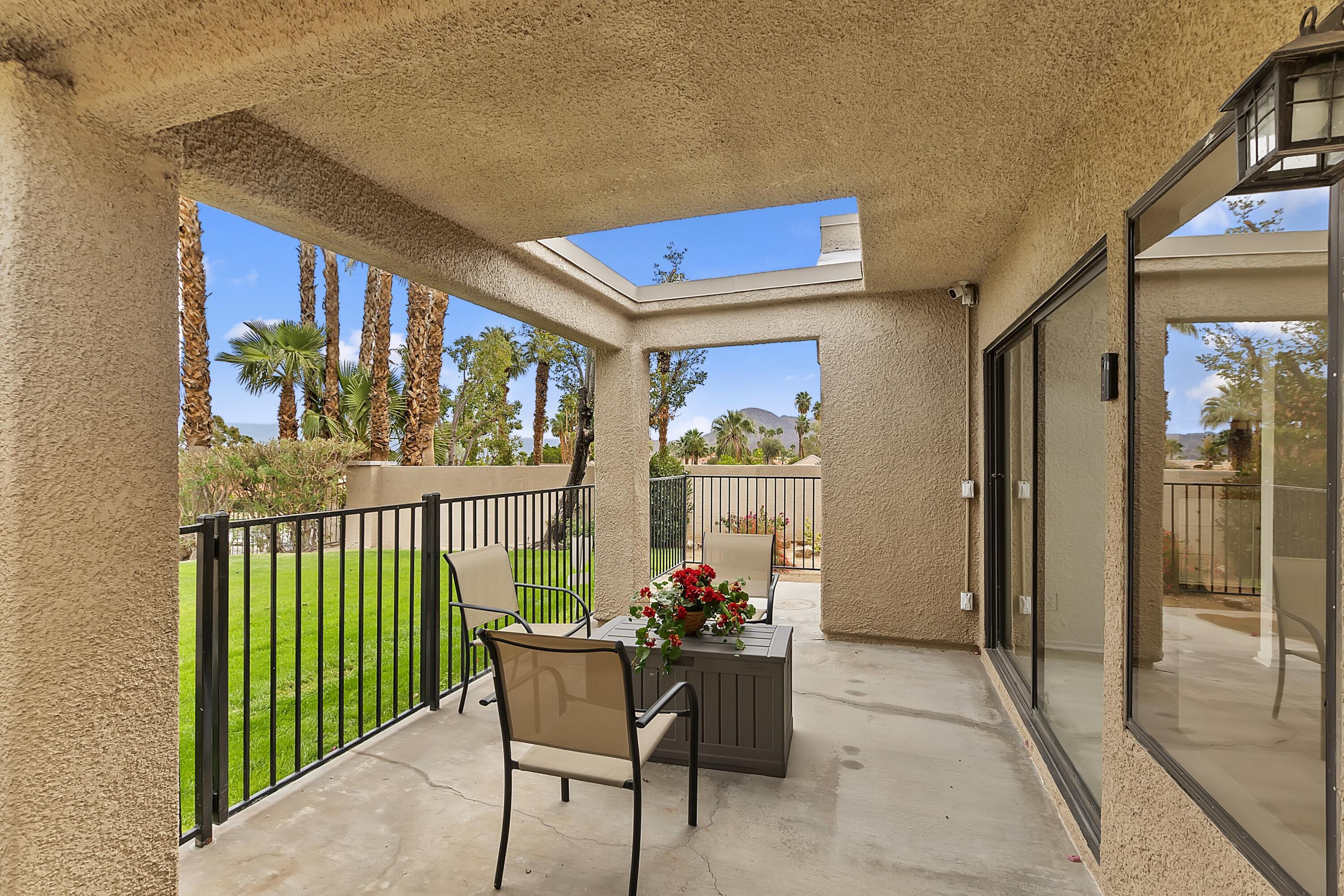 72526 Desert Flower DR