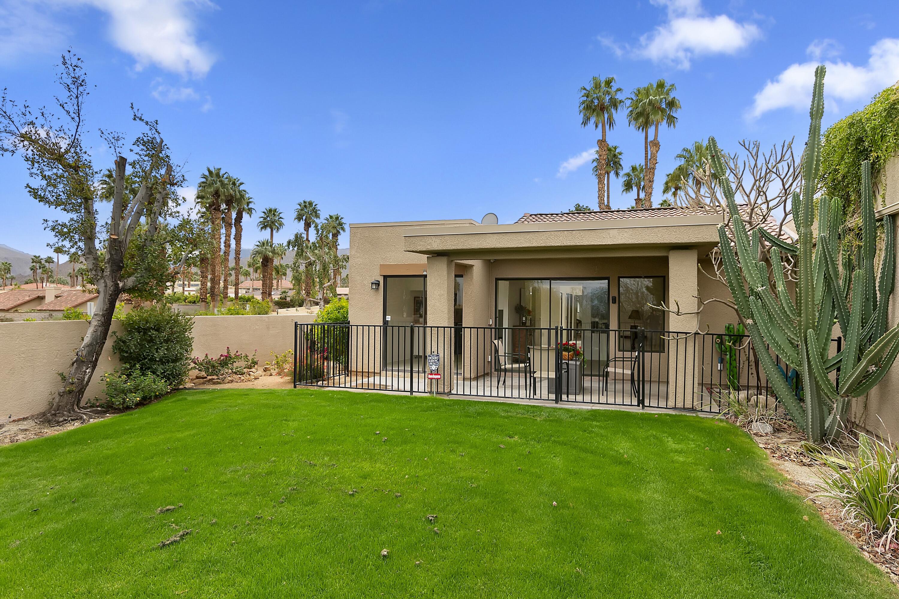 72526 Desert Flower DR