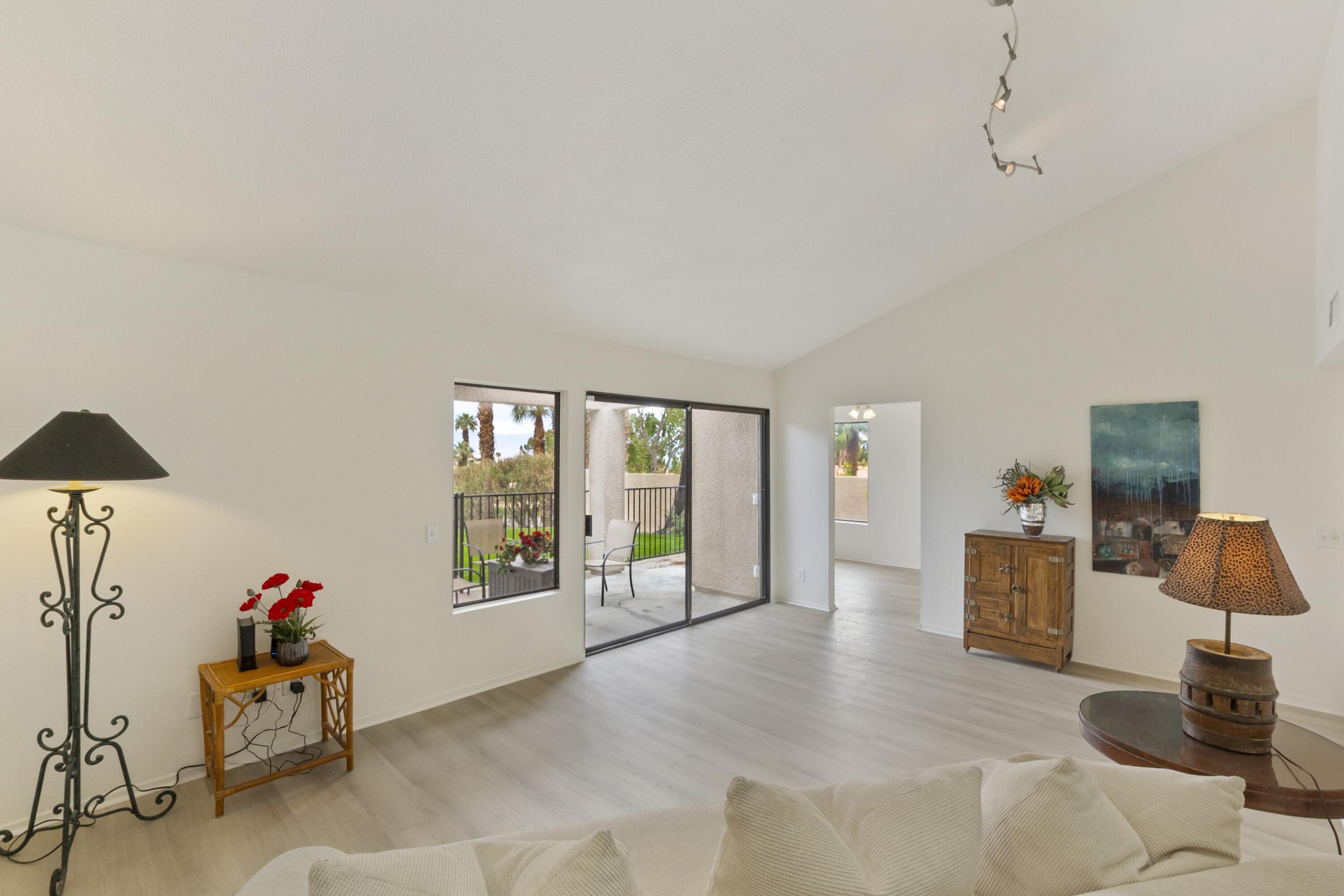 72526 Desert Flower DR