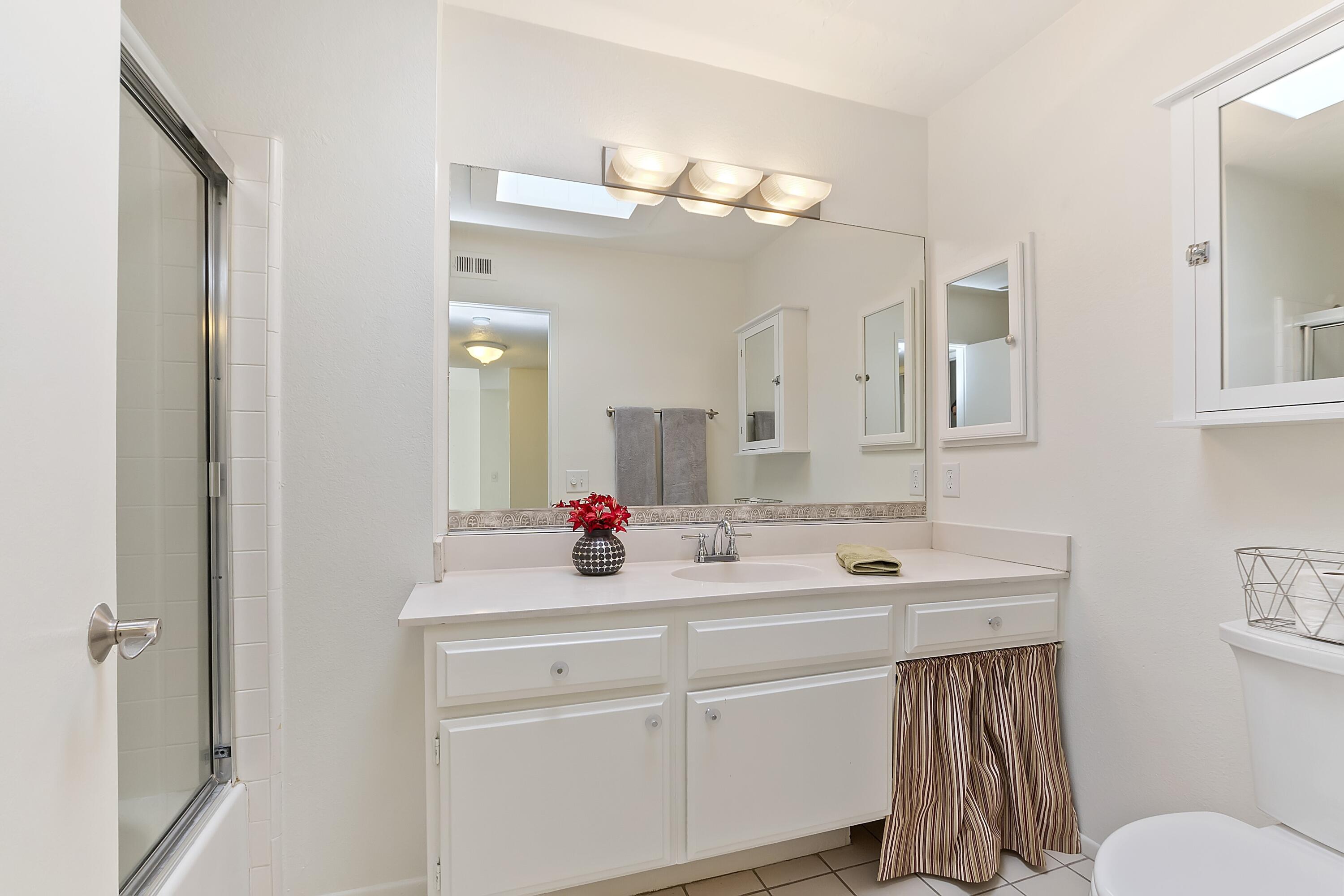 72526 Desert Flower DR