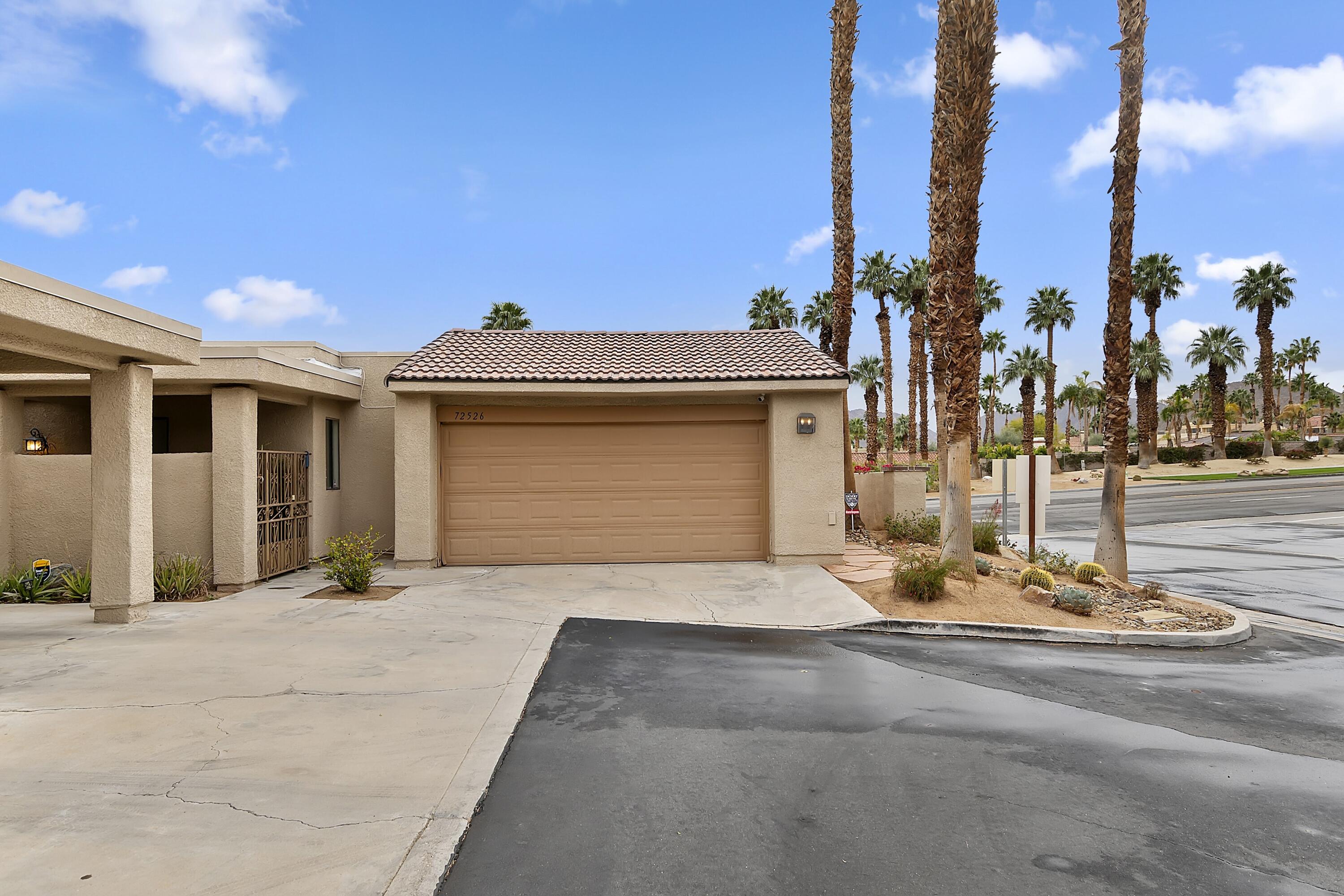 72526 Desert Flower DR